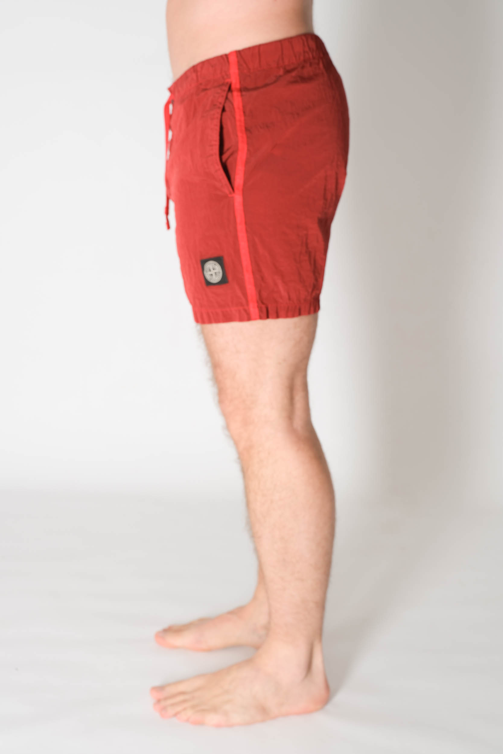 MAILLOT STONE ISLAND NYLON ROUGE 8015B0643-V0010