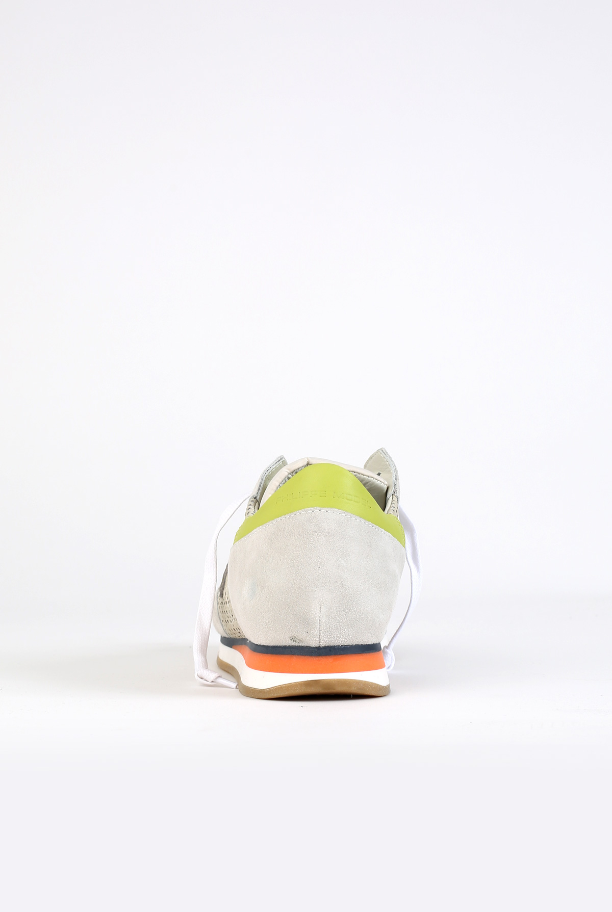 BASKETS PHILIPPE MODEL TROPEZ L U PERFORE BLANC TRLU-PS49