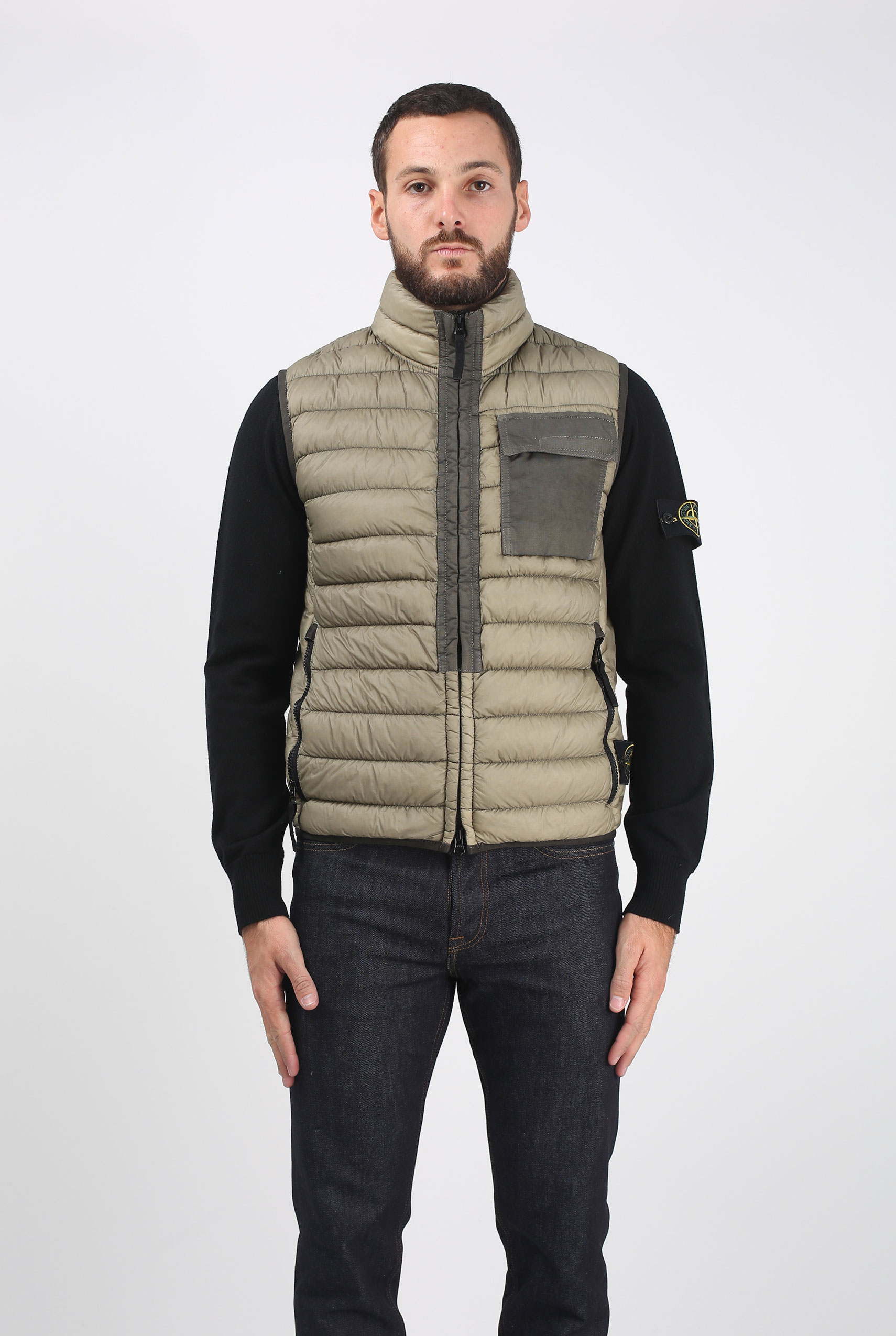 DOUDOUNE SANS MANCHE STONE ISLAND VERT OLIVE 6915G0424-V0058