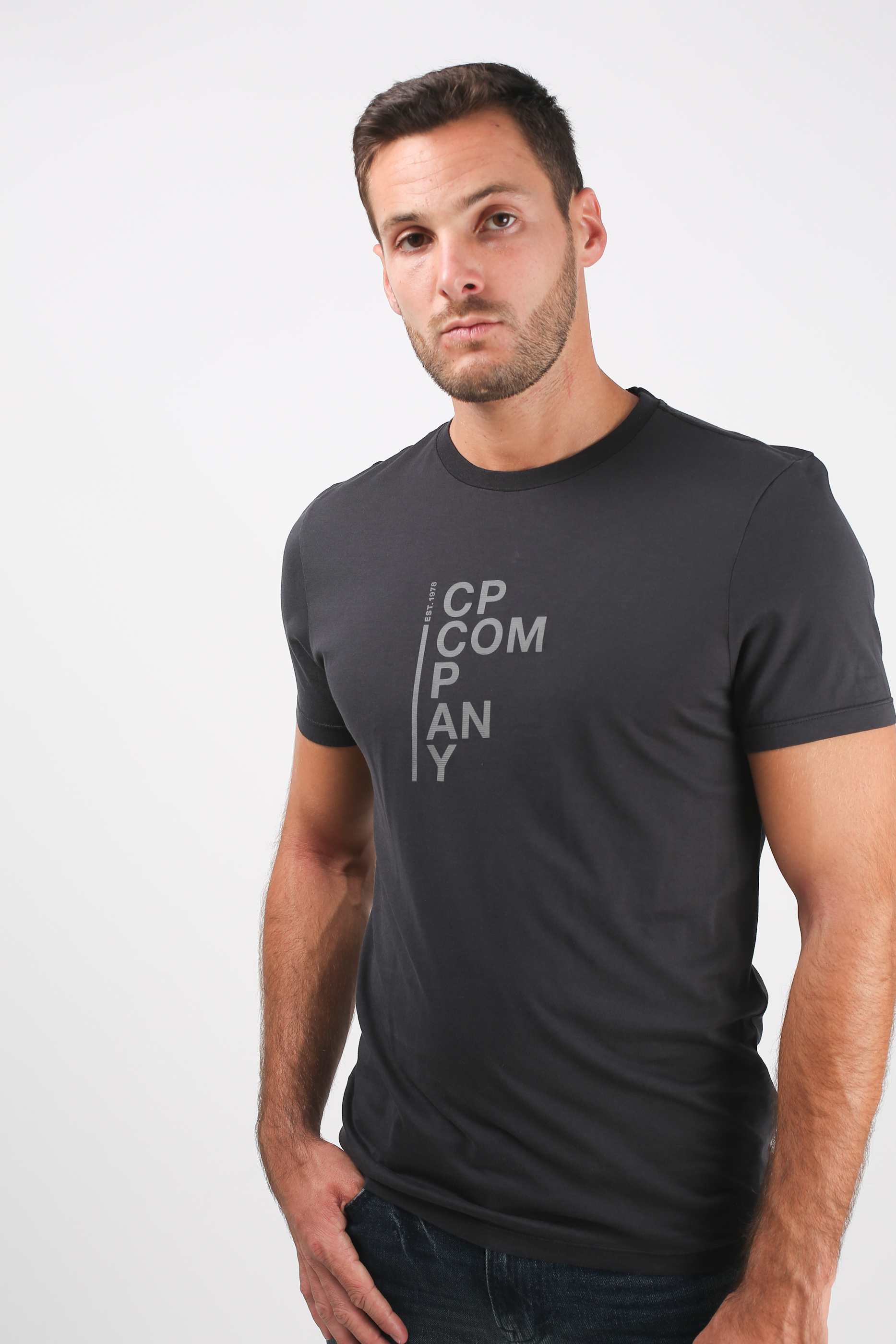 T-SHIRT C.P. COMPANY NOIR S118A 0444G-392