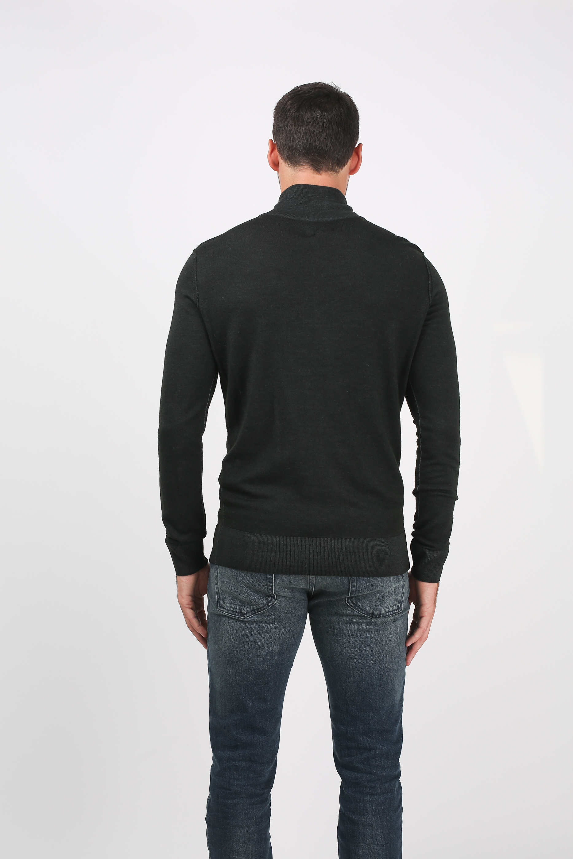 PULL C.P. COMPANY NOIR N055A 3247F-392