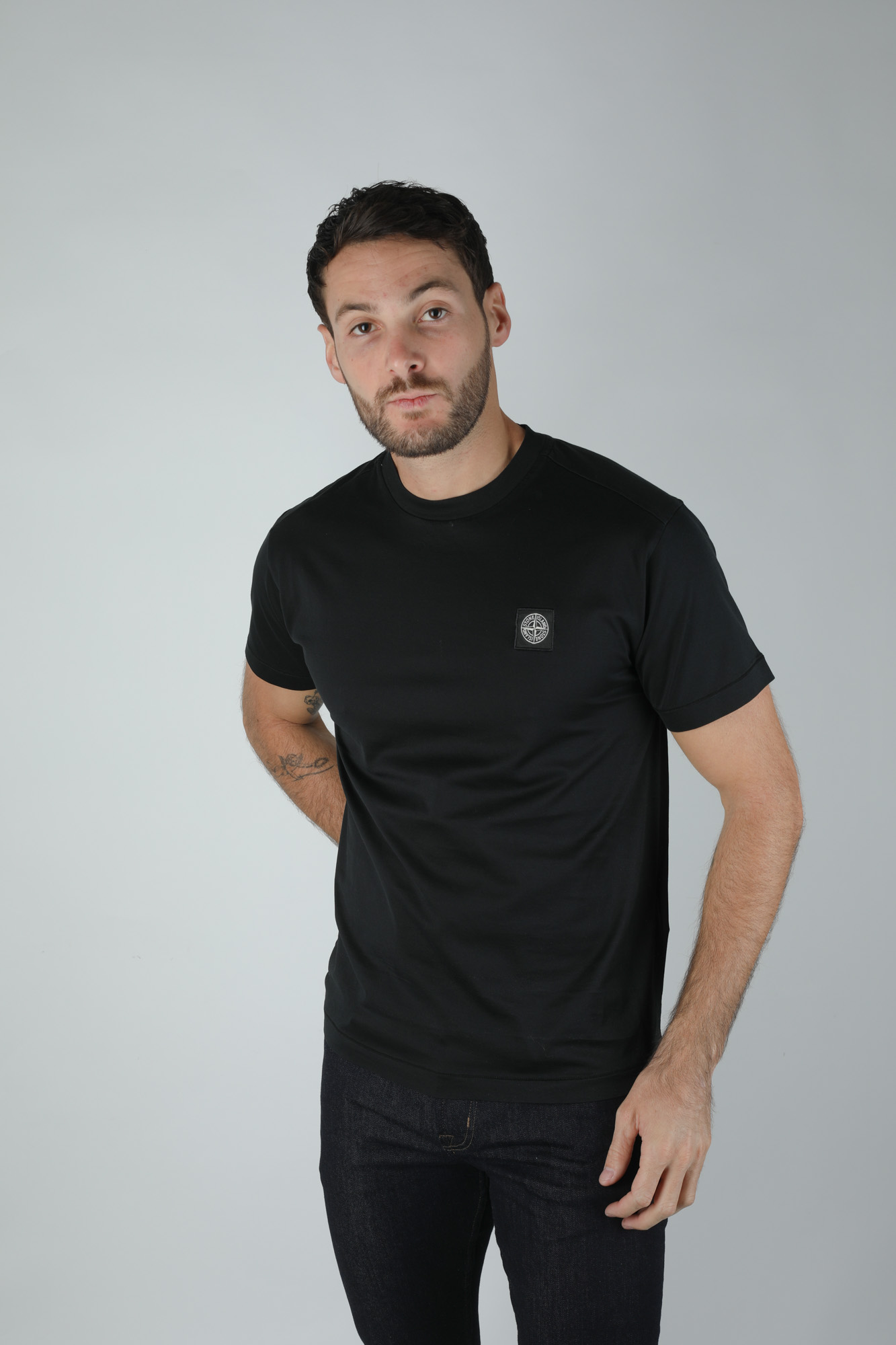 T-SHIRT STONE ISLAND NOIR 711524113-V0029
