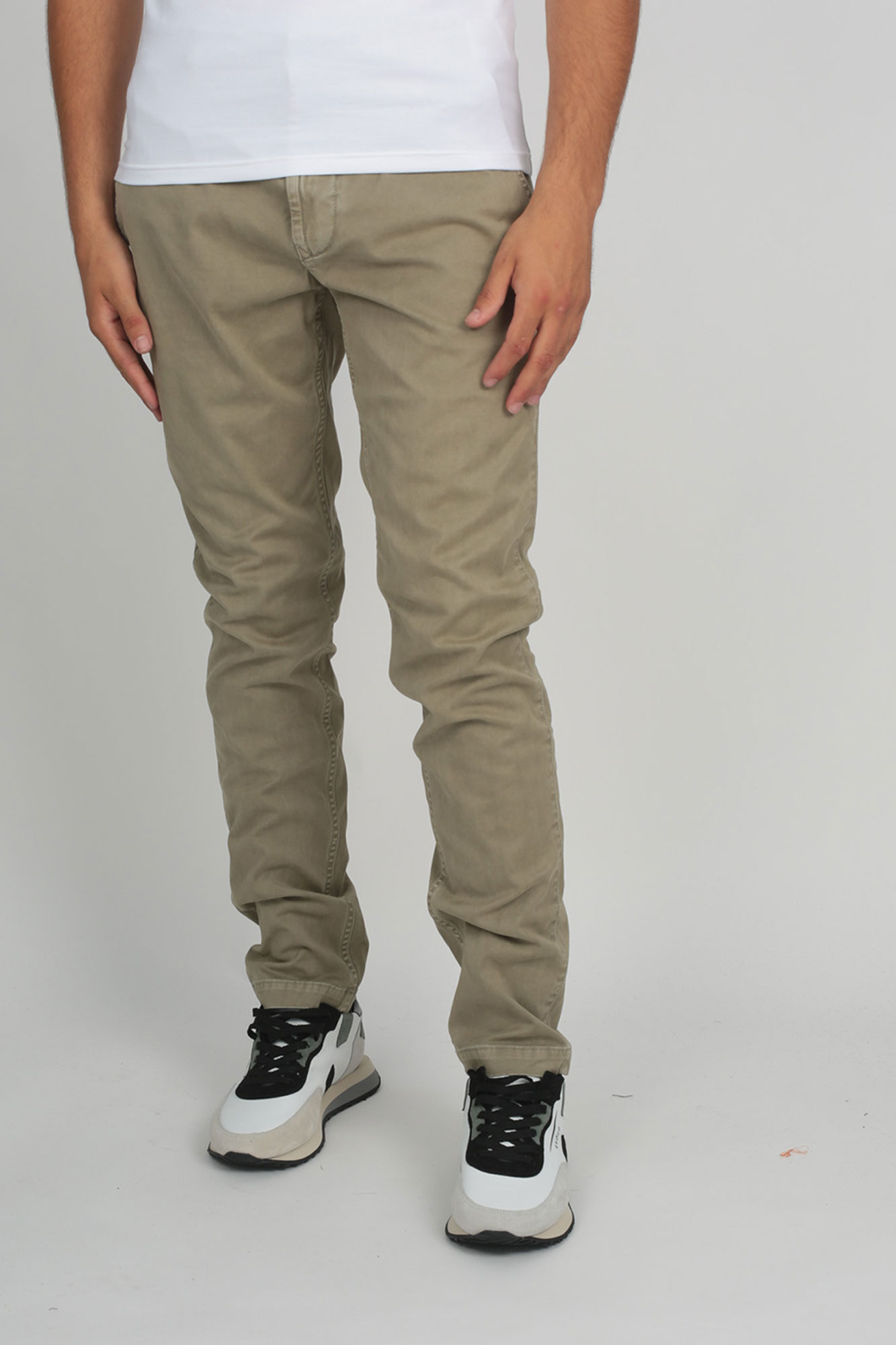 PANTALON STONE ISLAND SABLE 7115316L1-V0168