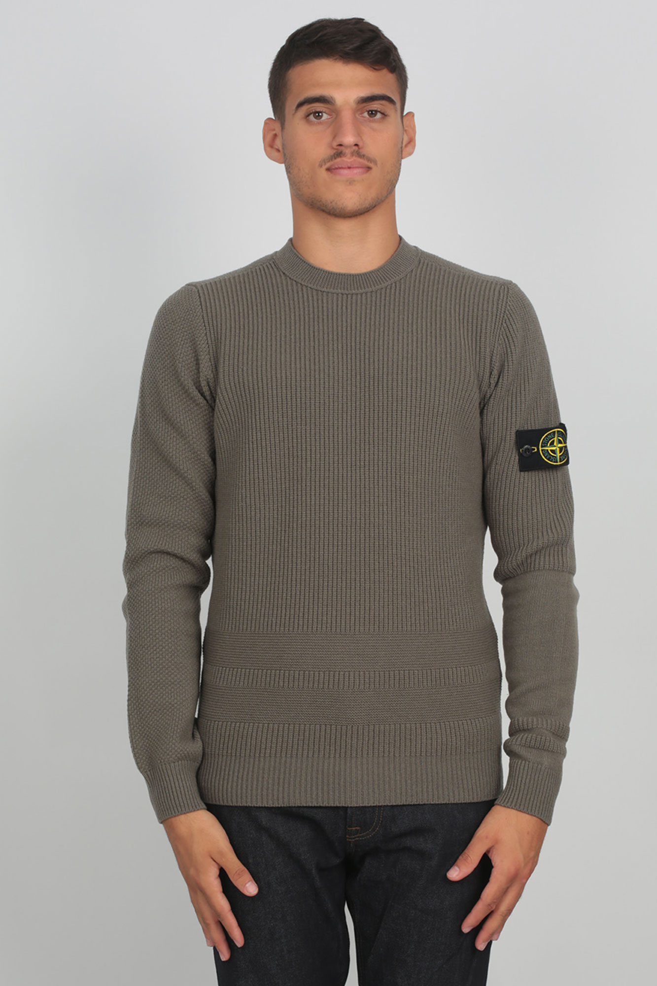 PULL STONE ISLAND VERT MILITAIRE 7115592A1-V0068