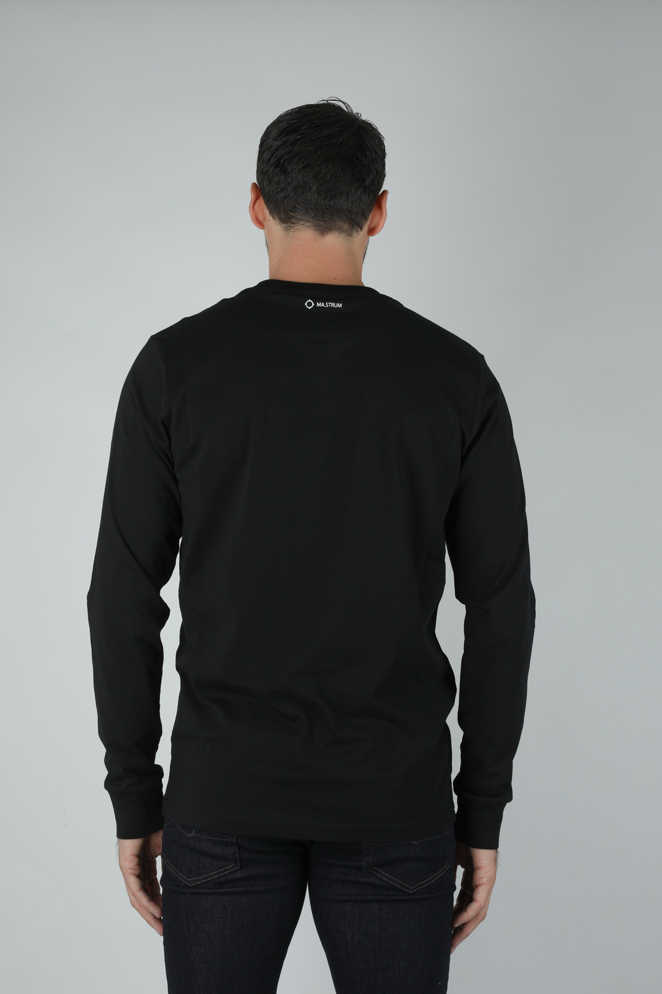 T-SHIRT MASTRUM NOIR MAS8353-M000