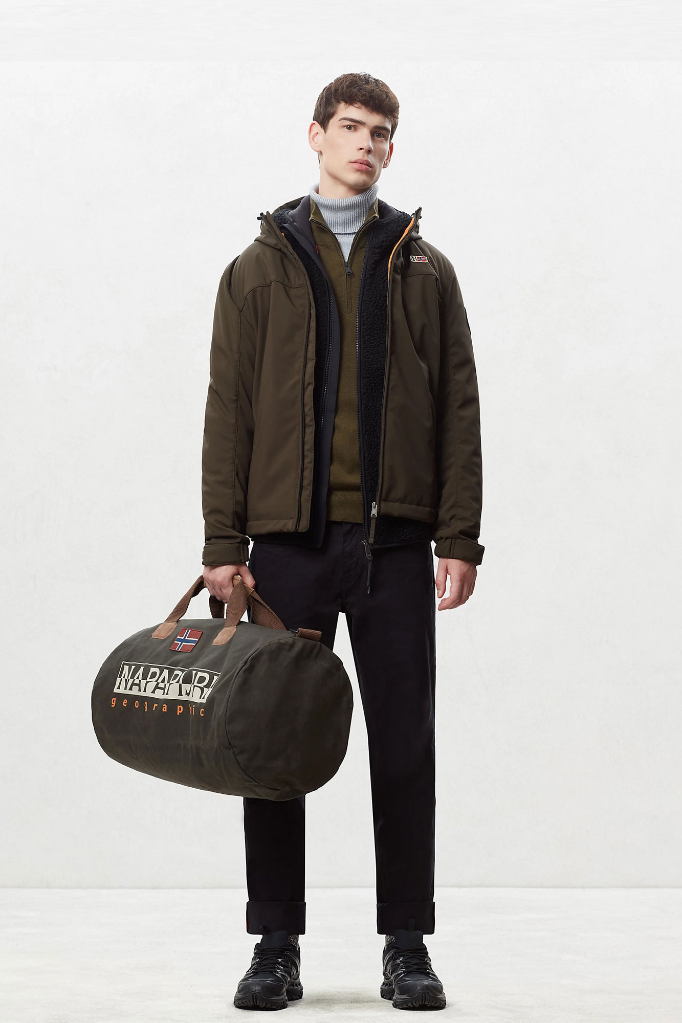 SAC NAPAPIJRI KAKI BERING-GREEN