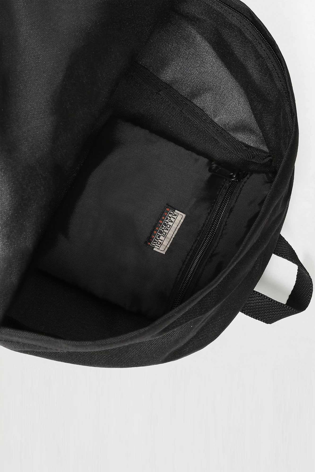 SAC &Agrave; DOS NAPAPIJRI NOIR VOYAGE-BLCK