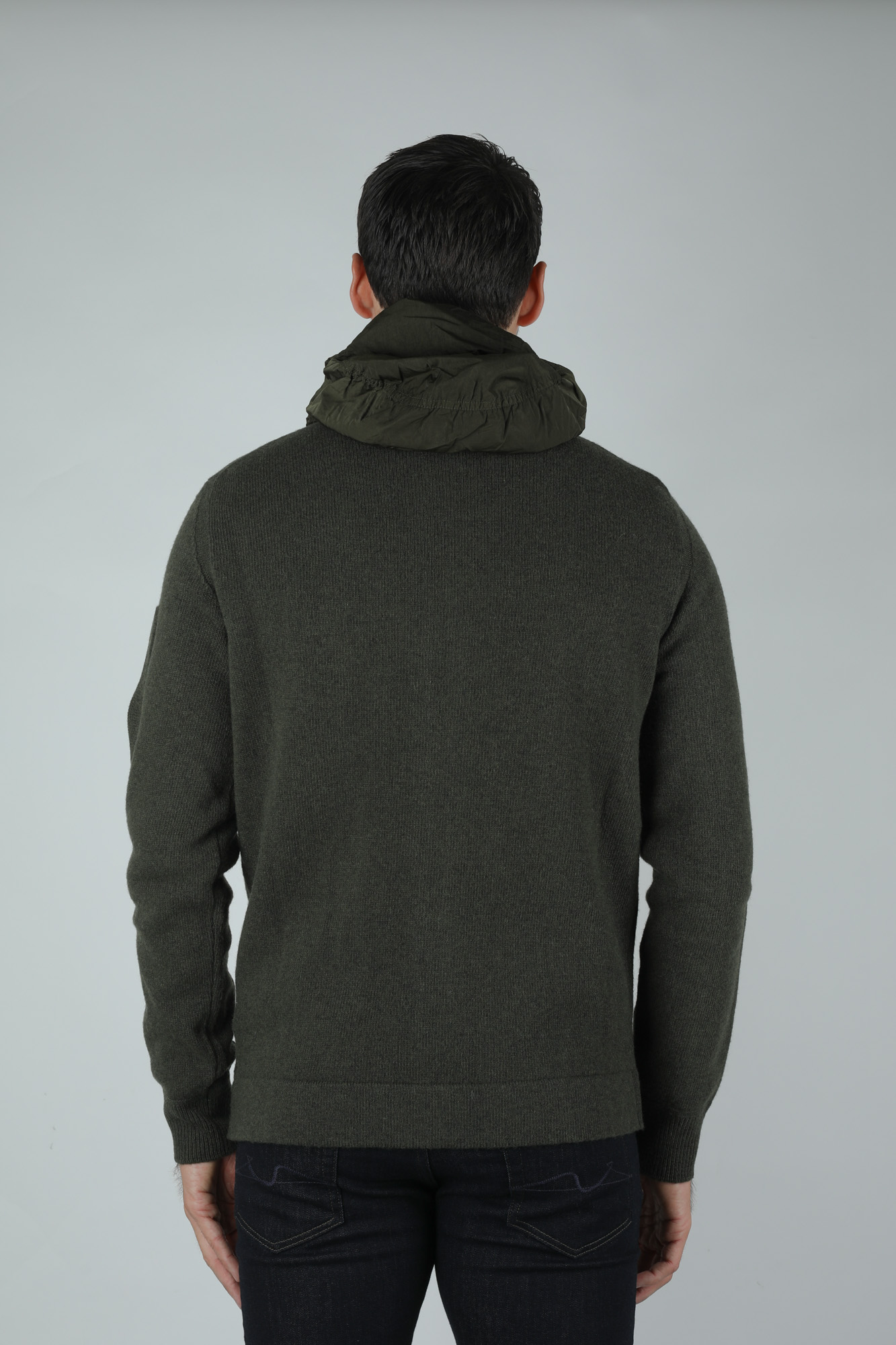 GILET EN LAINE C.P. COMPANY KAKI N07A5504M-661