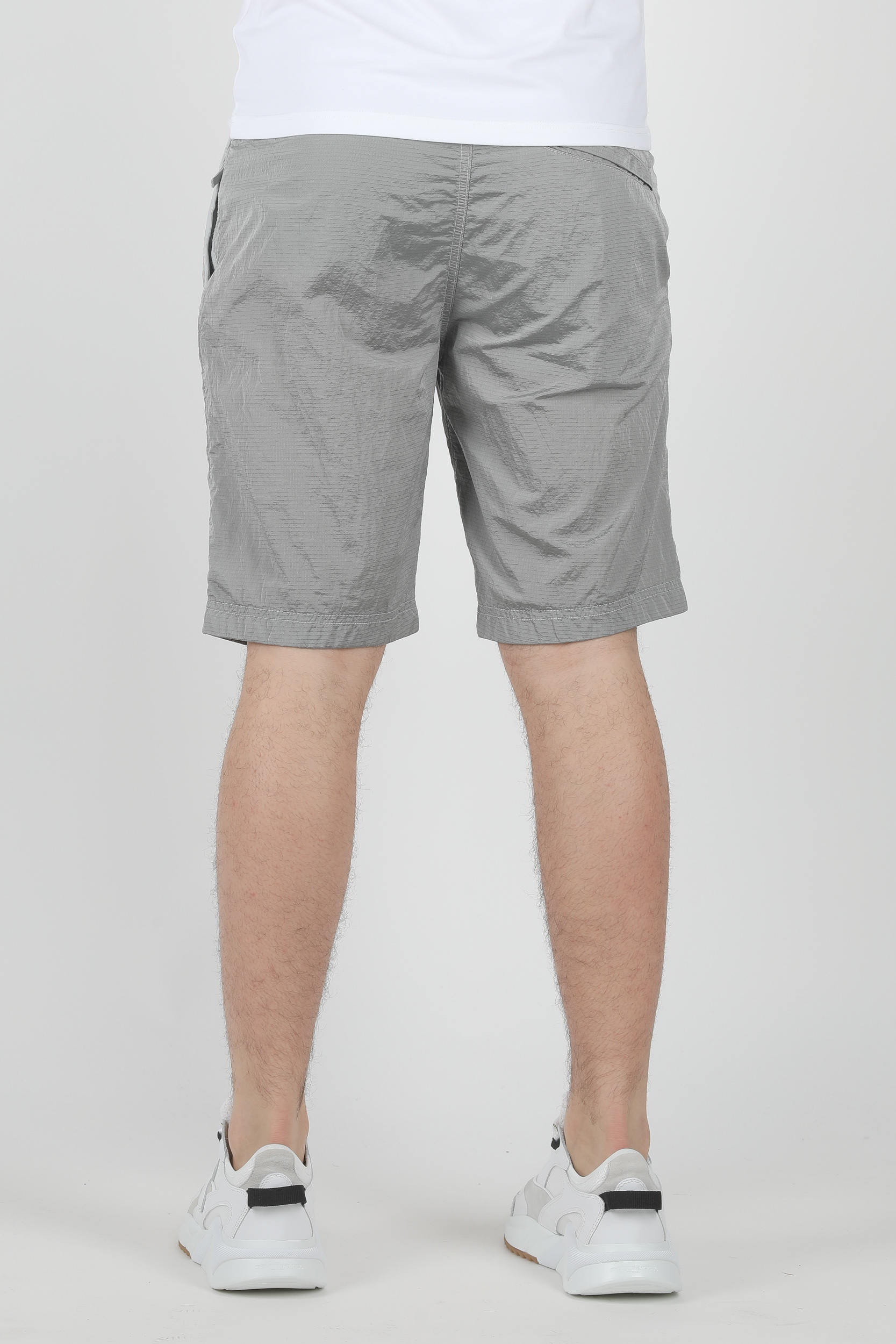 SHORT STONE ISLAND NYLON METAL GRIS 721566736-V0064