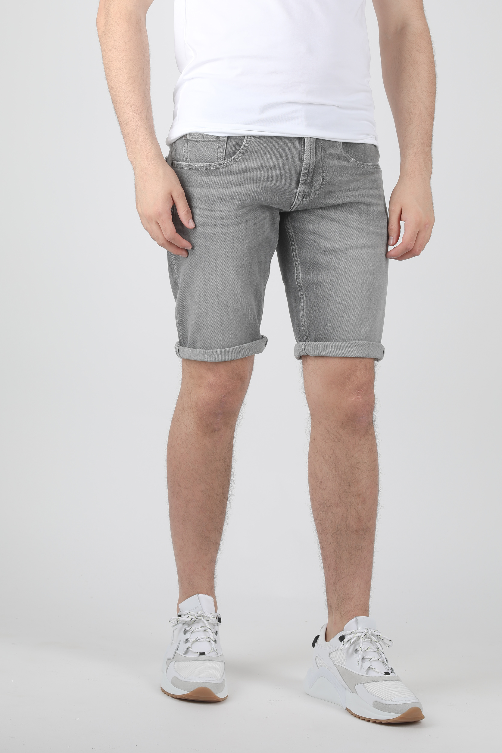 SHORT SEVEN GRIS JSZ2A500HG
