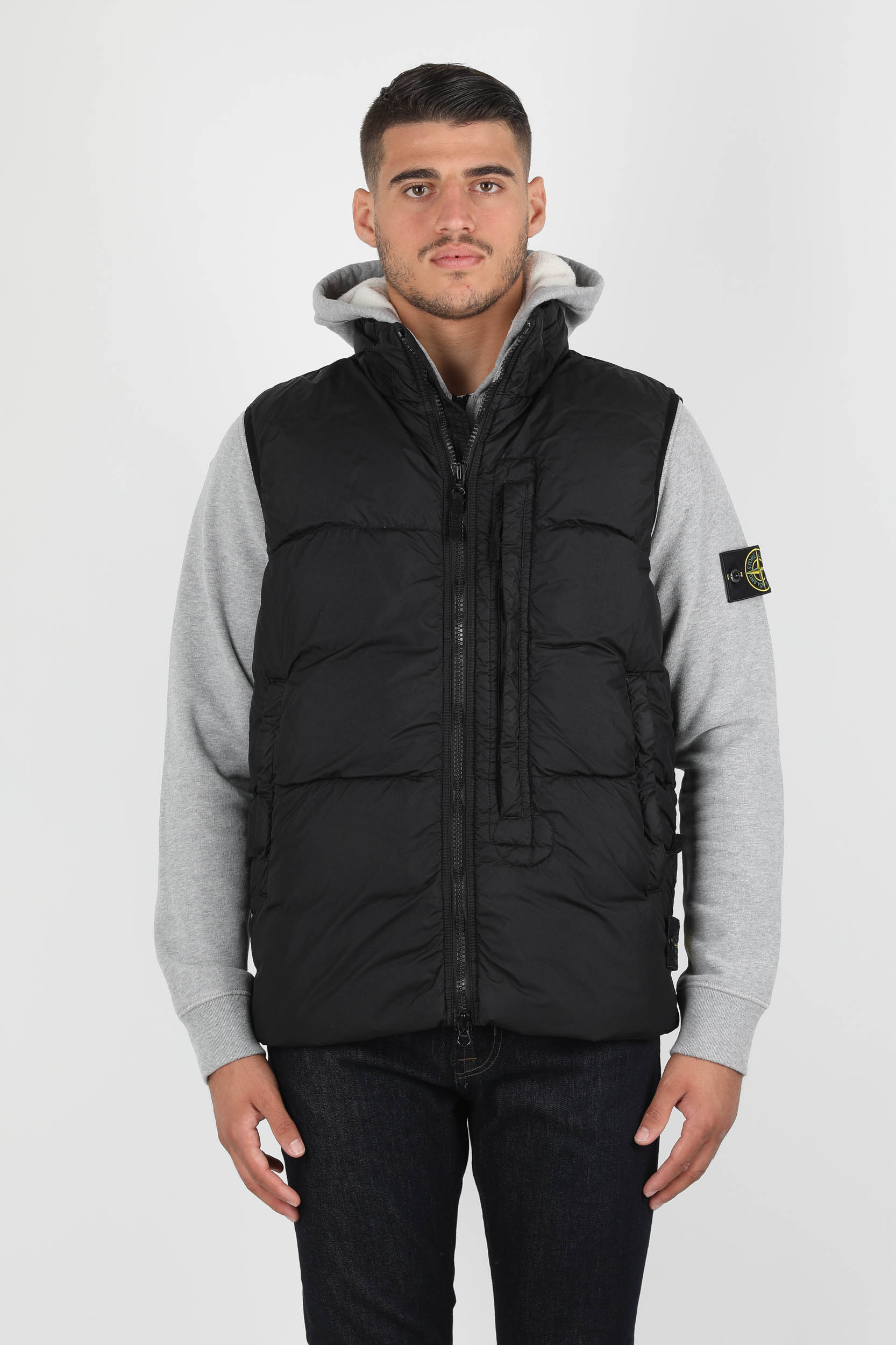 DOUDOUNE SANS MANCHE STONE ISLAND NOIR 7315G0123-V0029,DOUDOUNE SANS MANCHE STONE ISLAND NOIR 7315G0123-V0029,DOUDOUNE SANS MANCHE STONE ISLAND NOIR 7315G0123-V0029