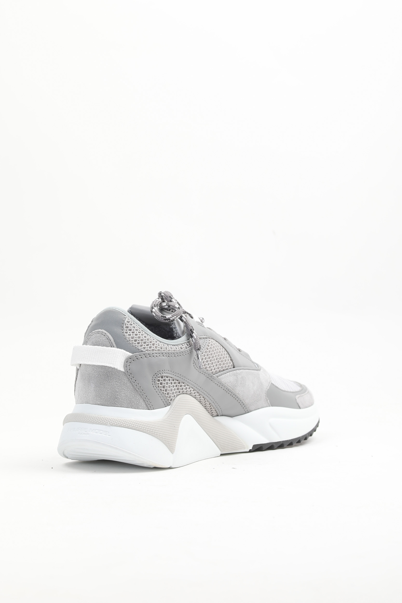 BASKETS GRISES PHILIPPE MODEL EZLU-WK10