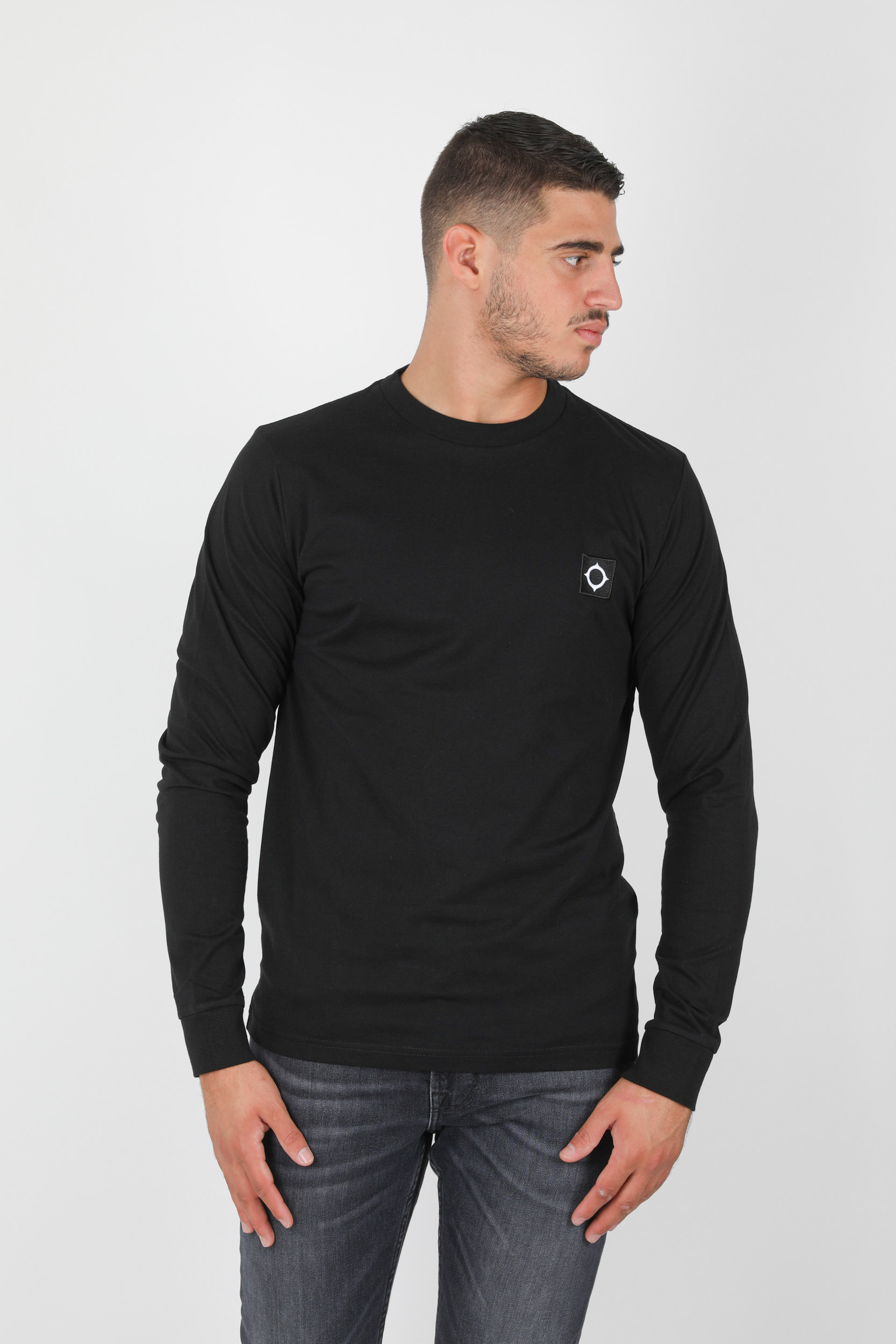 T-SHIRT MANCHES LONGUES NOIR MASTRUM 8353-M000