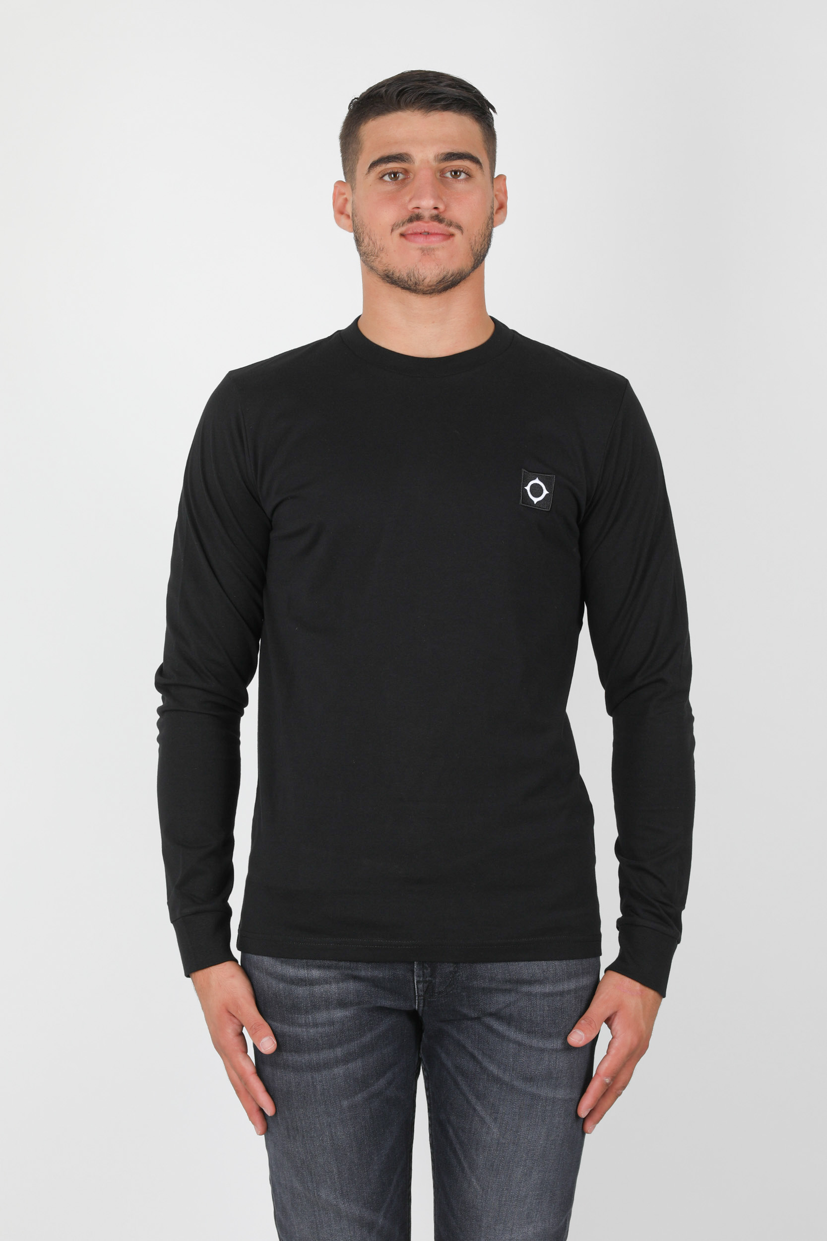 T-SHIRT MANCHES LONGUES NOIR MASTRUM 8353-M000,T-SHIRT MANCHES LONGUES NOIR MASTRUM 8353-M000,T-SHIRT MANCHES LONGUES NOIR MASTRUM 8353-M000