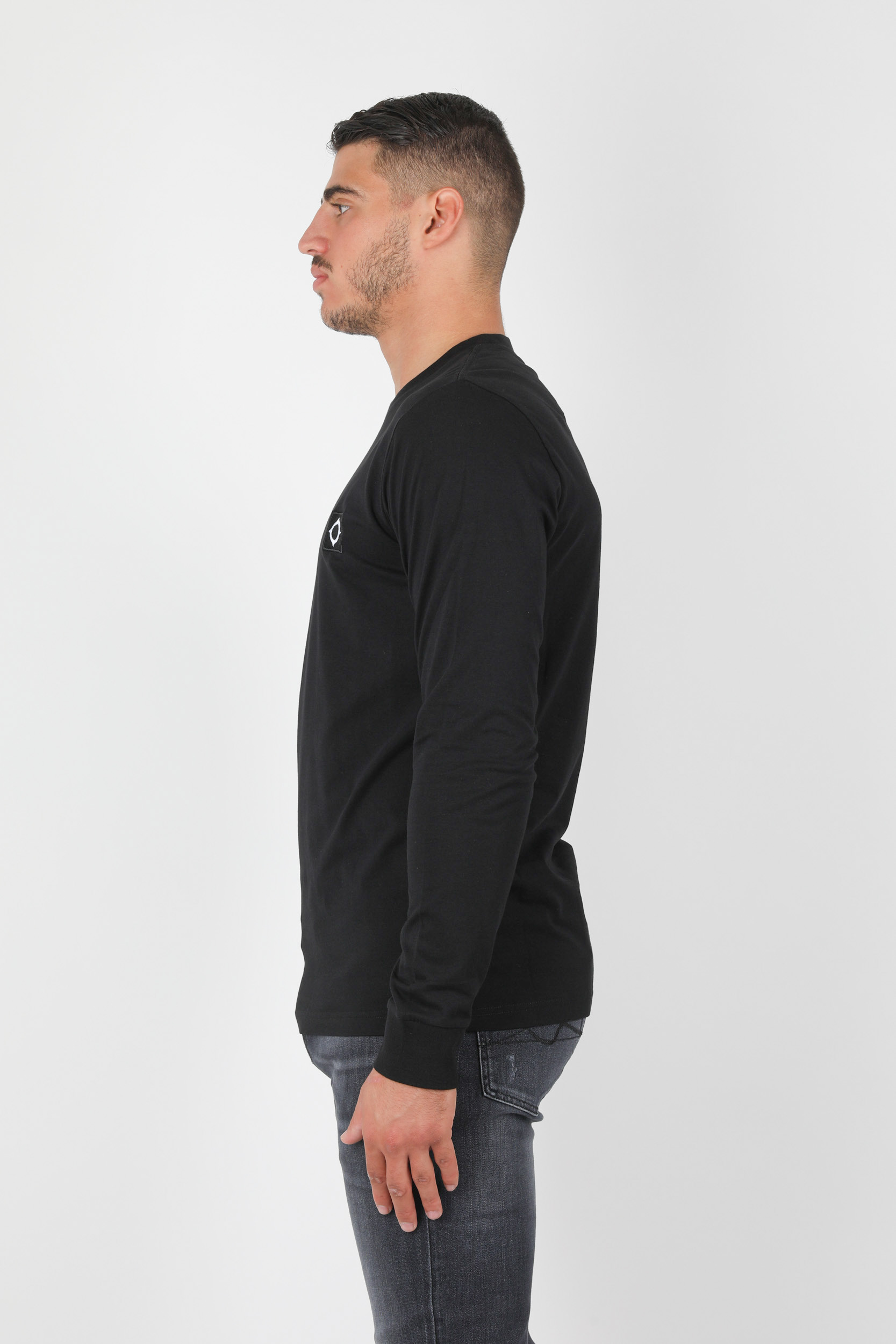T-SHIRT MANCHES LONGUES NOIR MASTRUM 8353-M000