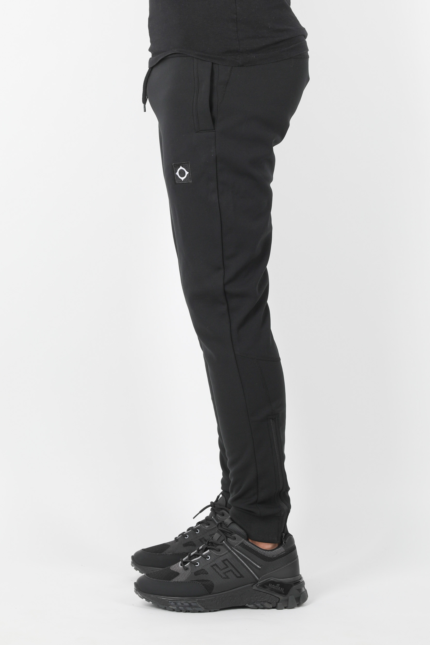 PANTALON MASTRUM NOIR 2322-M000