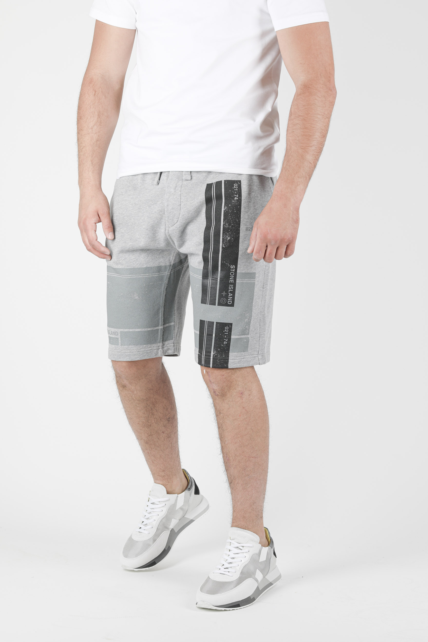 SHORT STONE ISLAND GRIS A IMPRIME 741566596-V0M64