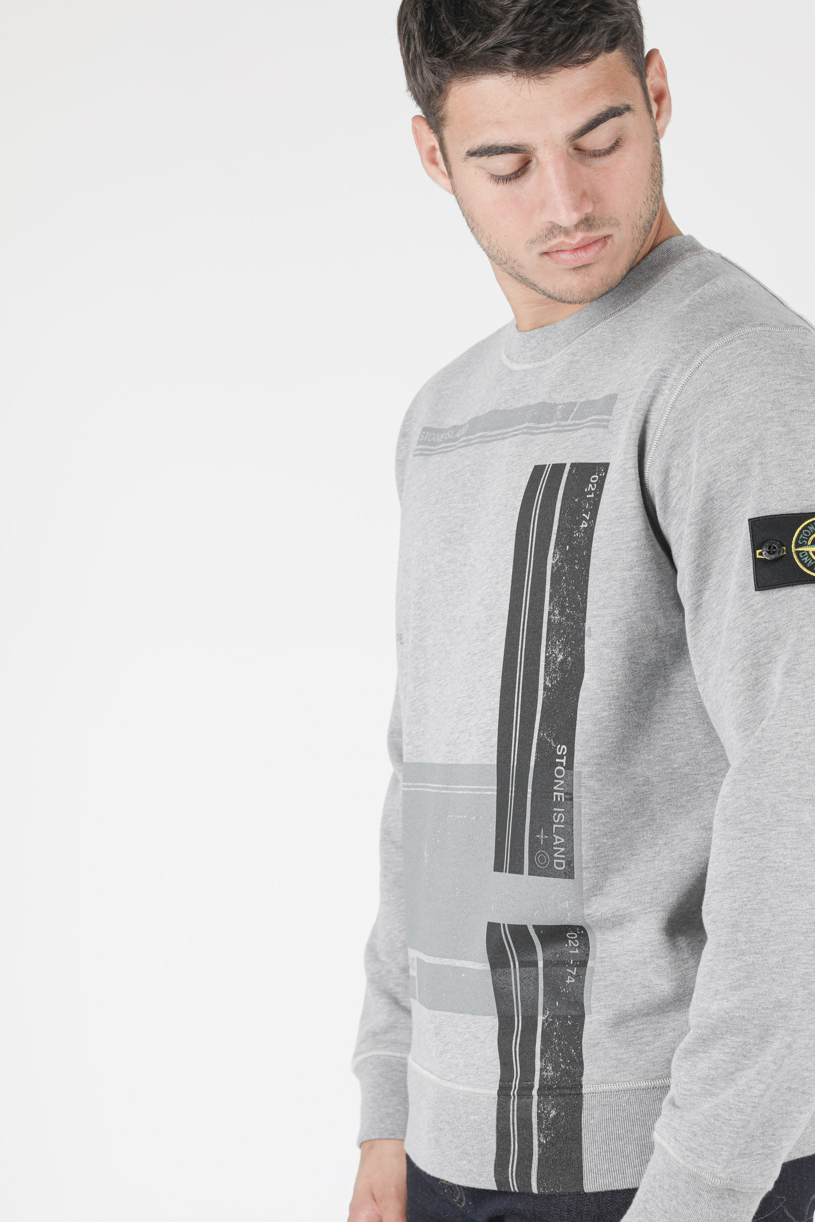 SWEAT STONE ISLAND GRIS A IMPRIME 741563095-V0M64