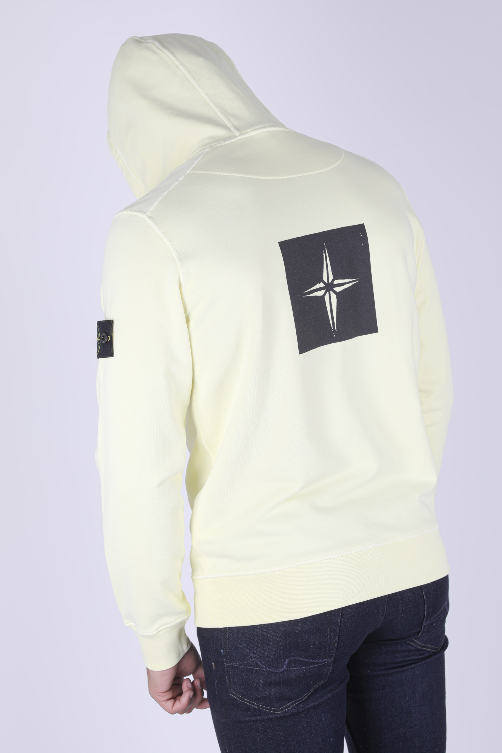 SWEAT A CAPUCHE STONE ISLAND JAUNE A IMPRIME 741565894-V0031