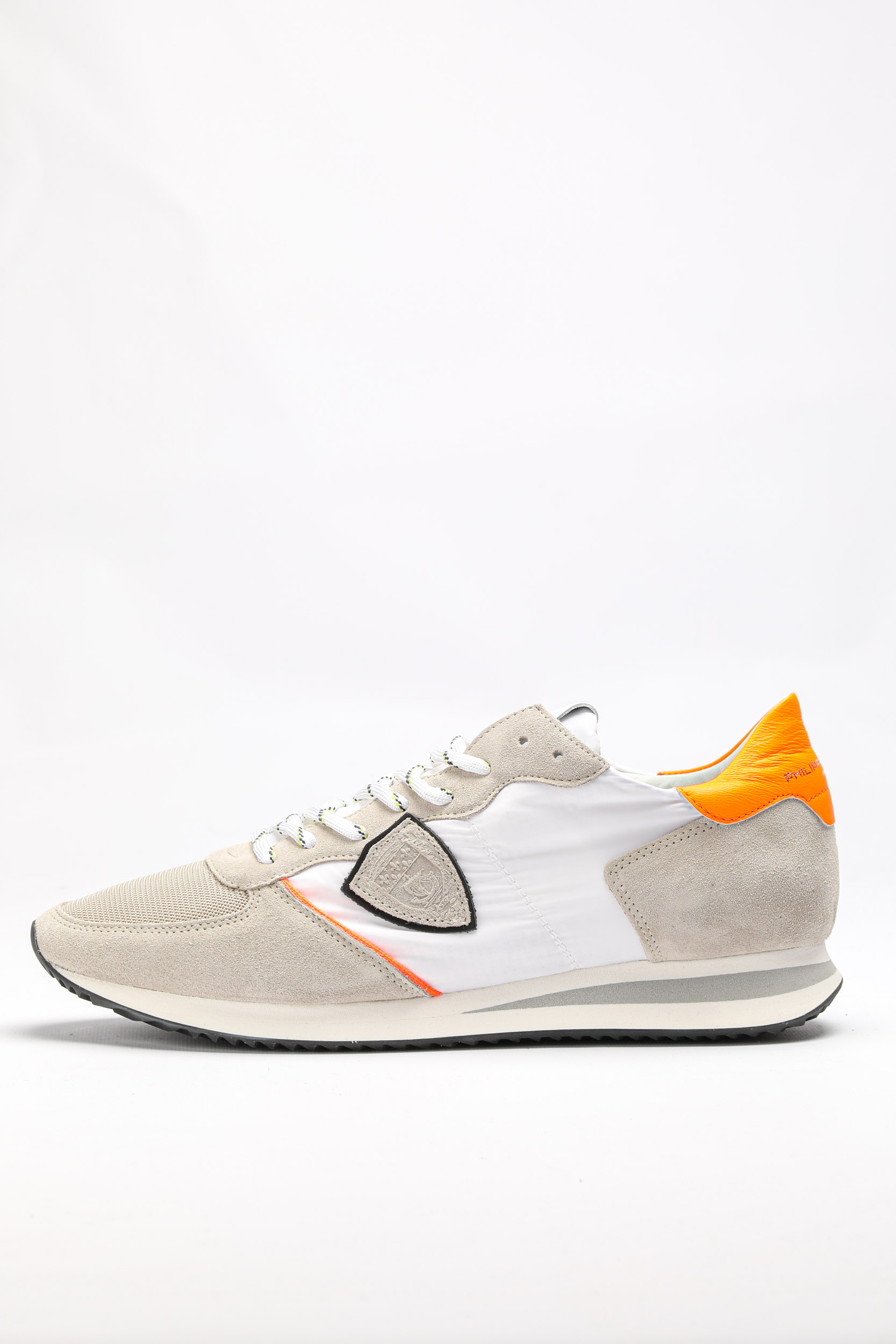 BASKETS PHILIPPE MODEL BLANCHE ET ORANGE FLUO RUNNING TZLU-WP10