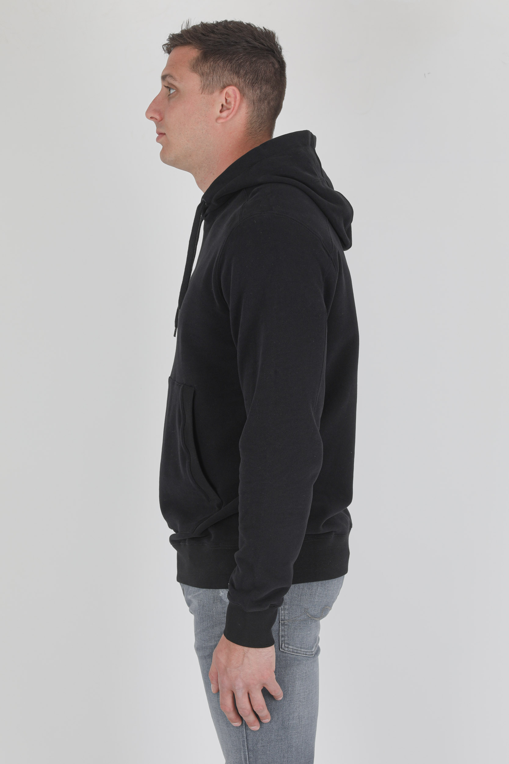SWEAT A CAPUCHE NOIR MASTRUM MAS4465-M000