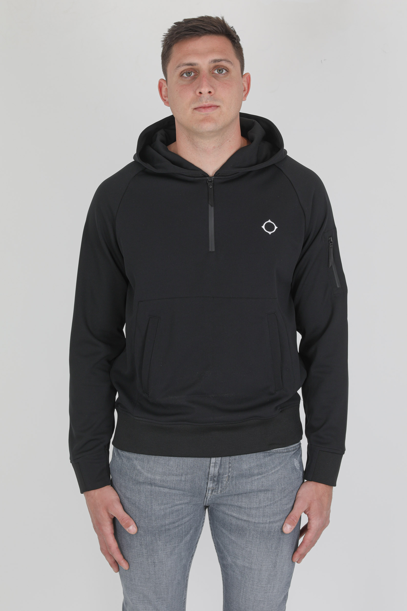 SWEAT A CAPUCHE DEMI ZIP NOIR MASTRUM MAS4469-M000