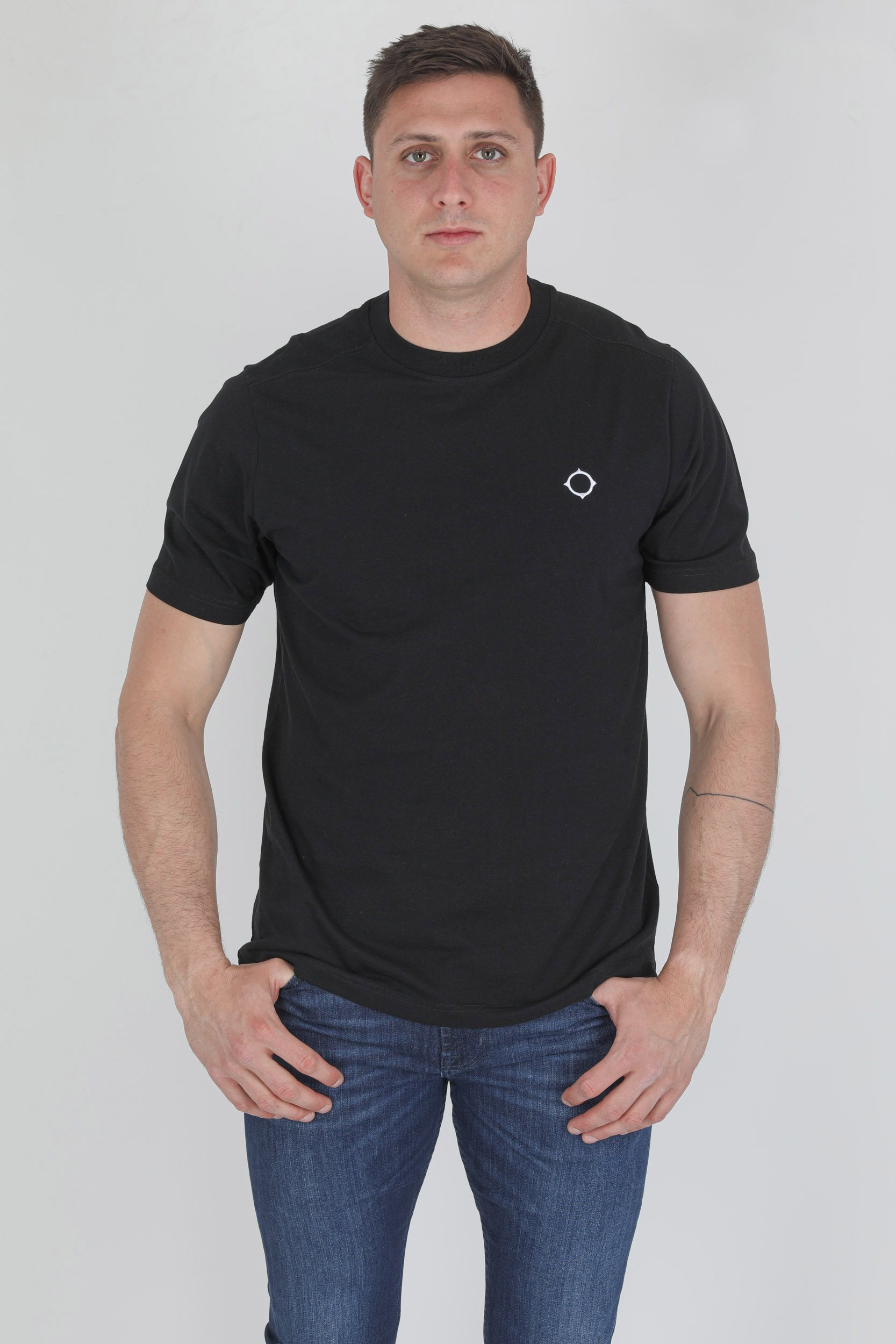 T-SHIRT NOIR MASTRUM MAS8371-M000