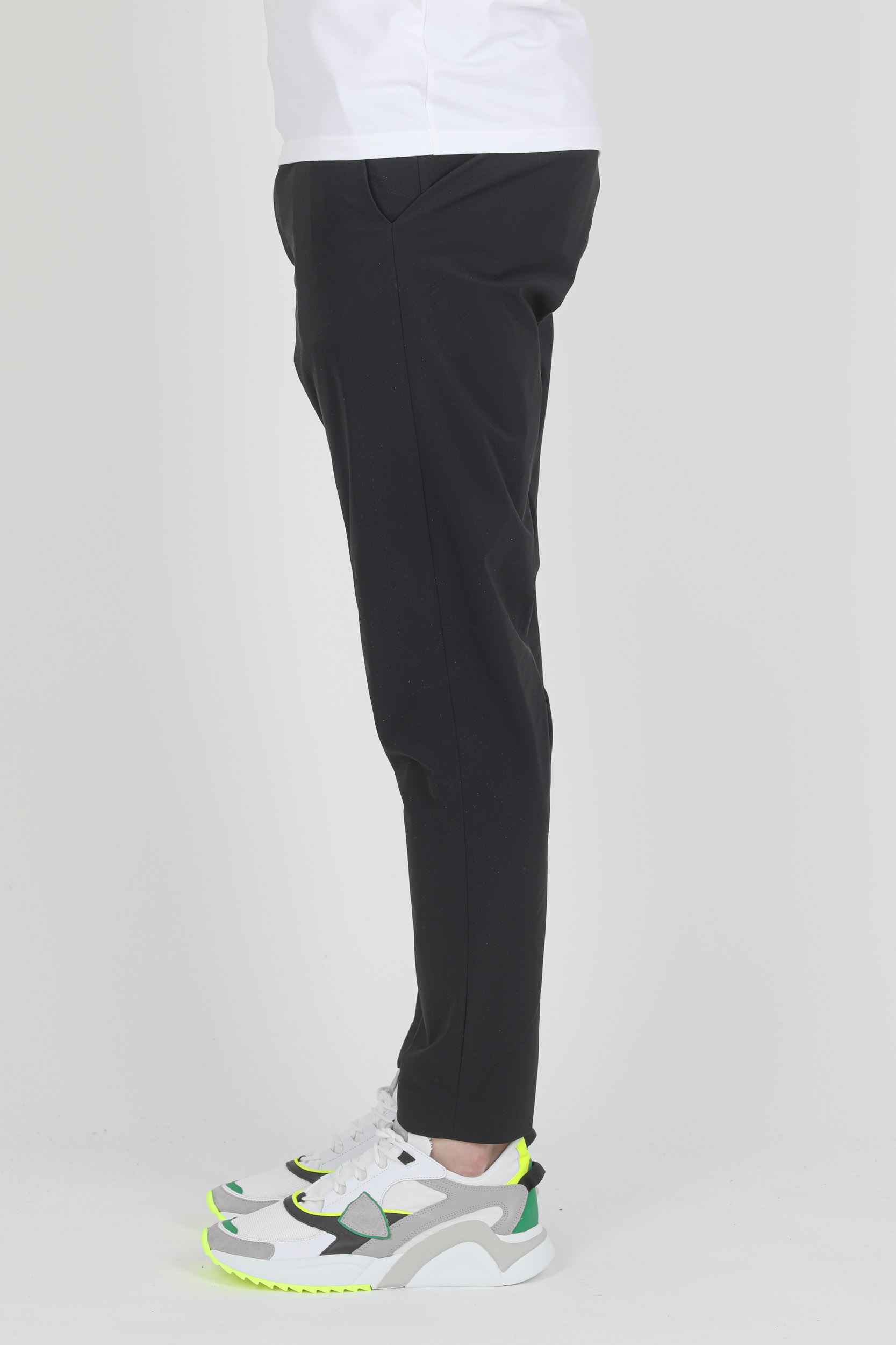 PANTALON CAROTTE NOIR RRD 21203-10
