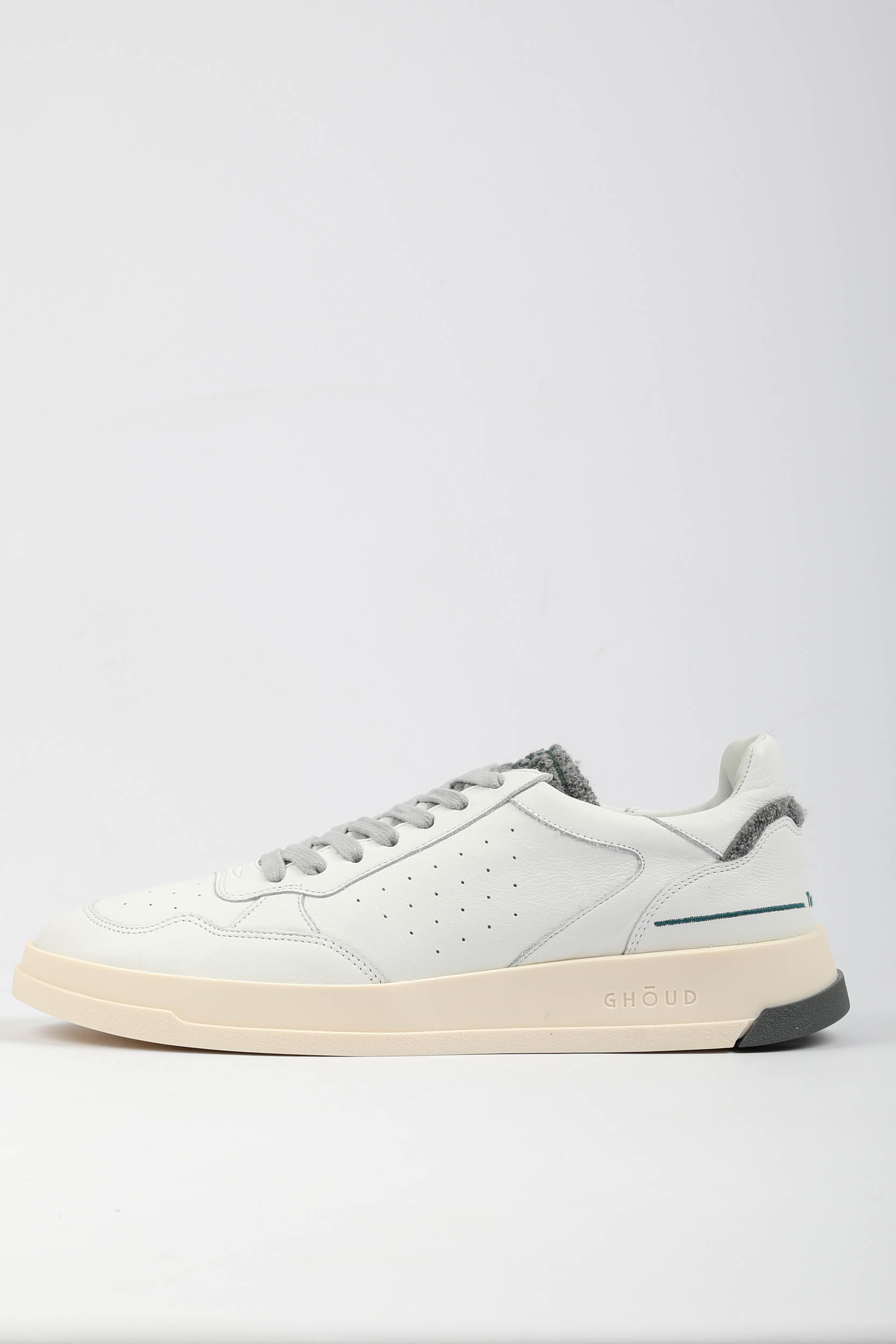 BASKETS GHOUD BLANCHES ET GRISES TWLM-CS21