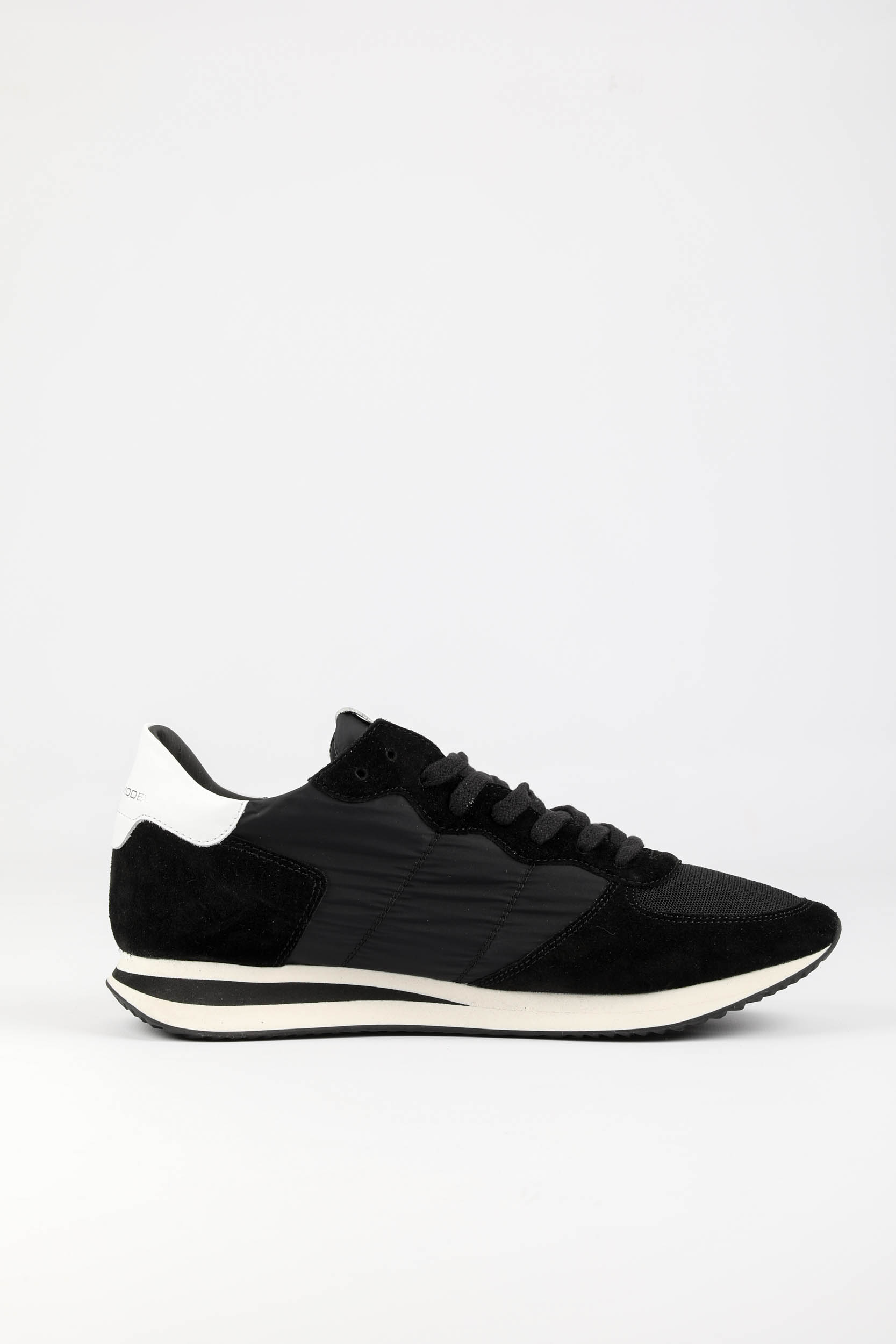 BASKETS PHILIPPE MODEL NOIR/BLANCHES TZLU-2109