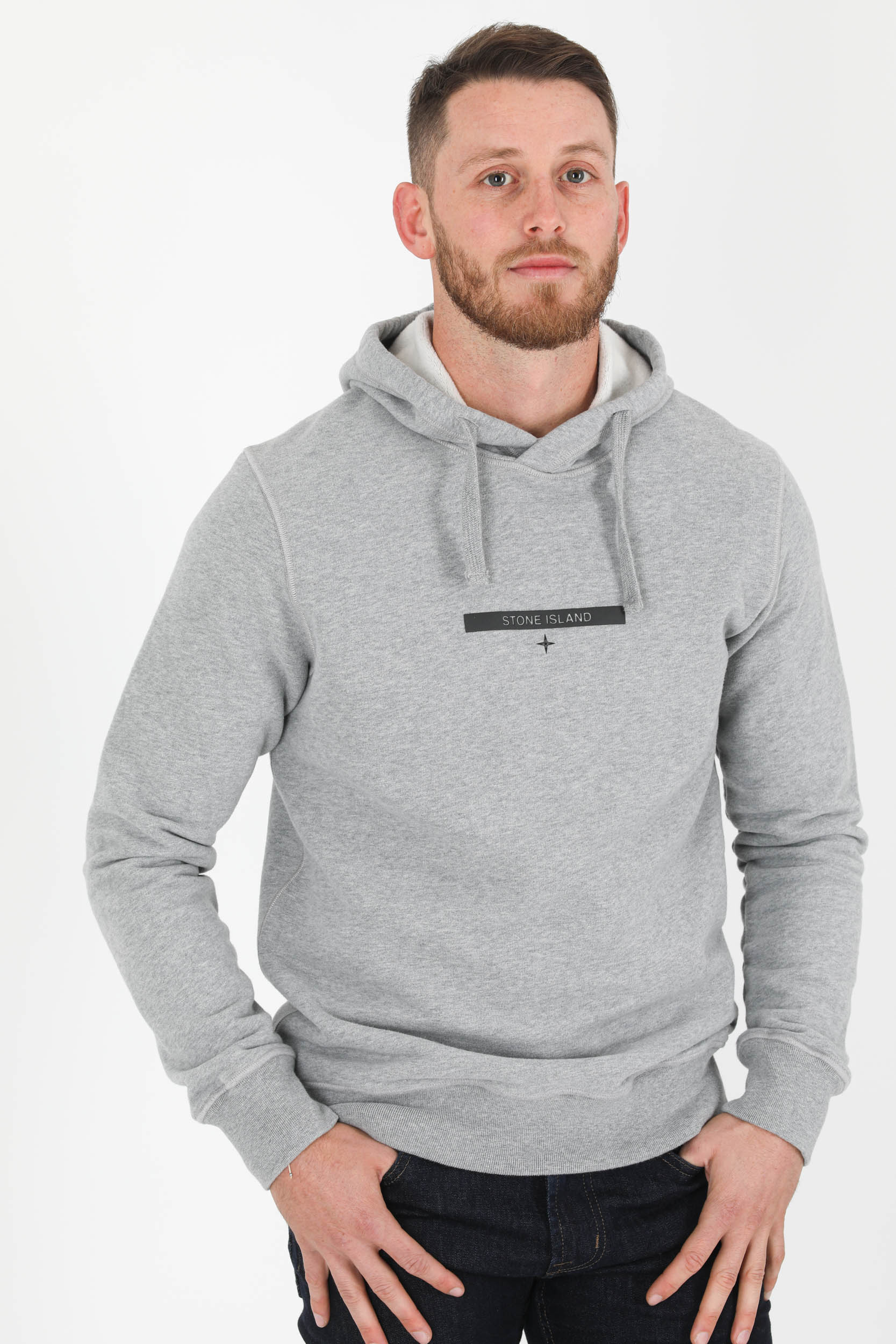 SWEAT A CAPUCHE ECRITURE STONE ISLAND GRIS 751565685-V0M64