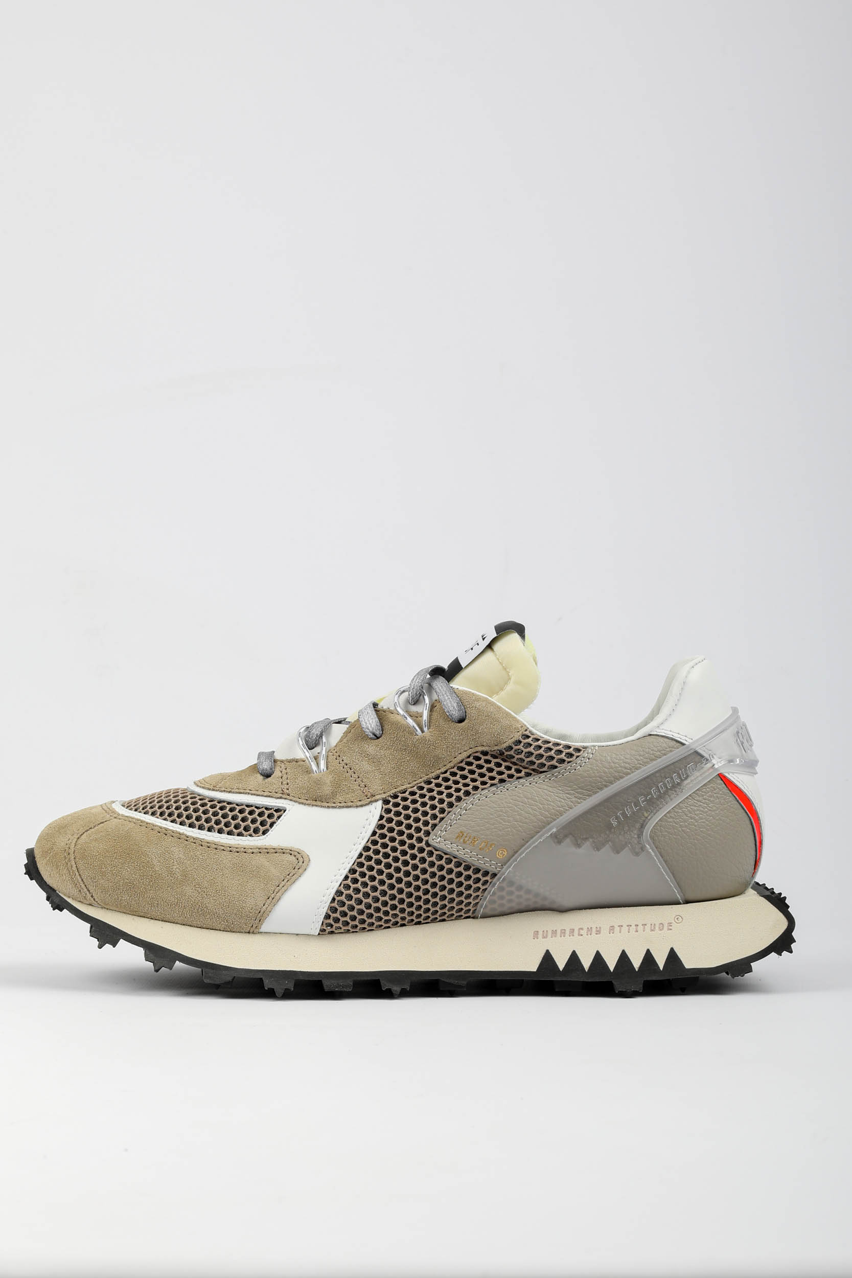 BASKETS RUN OF BEIGE 40038G-CHIOMA