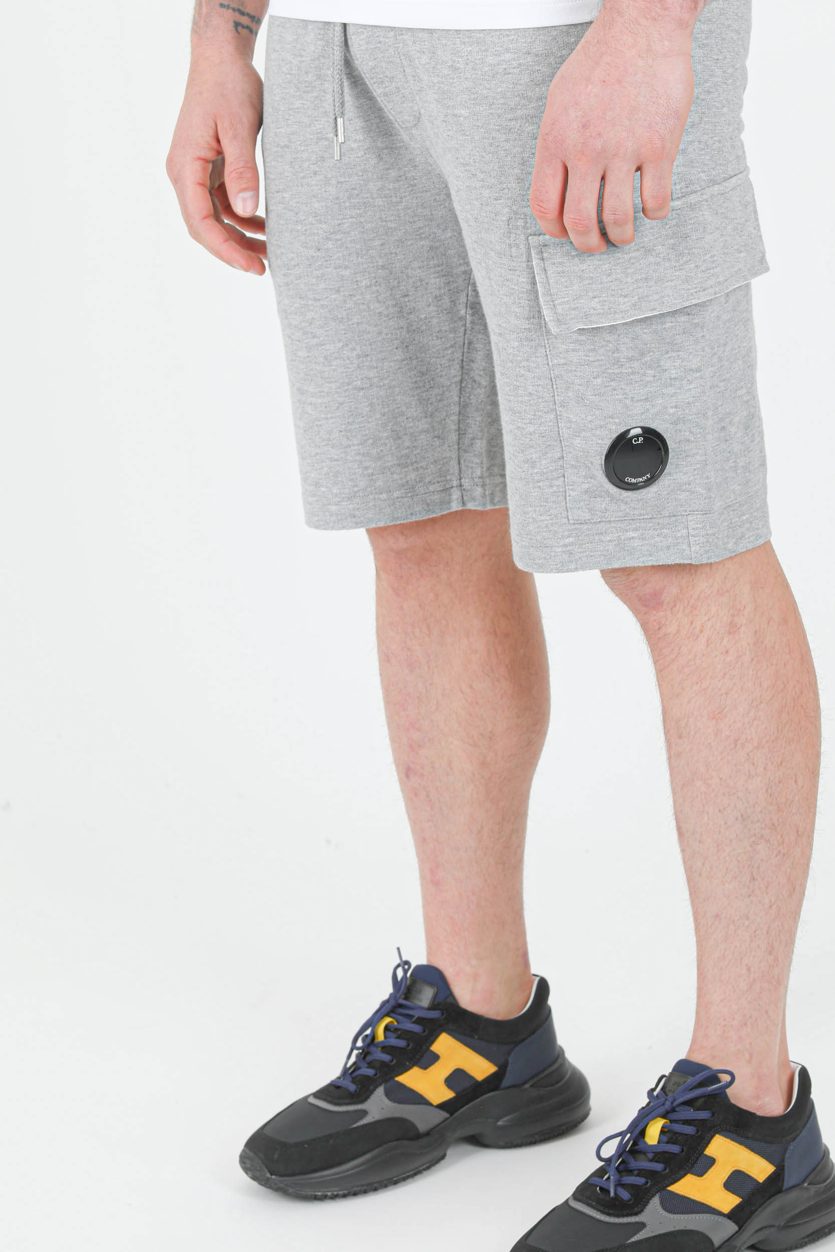 SHORT MOLLETON C.P COMPANY GRIS B021A-M93