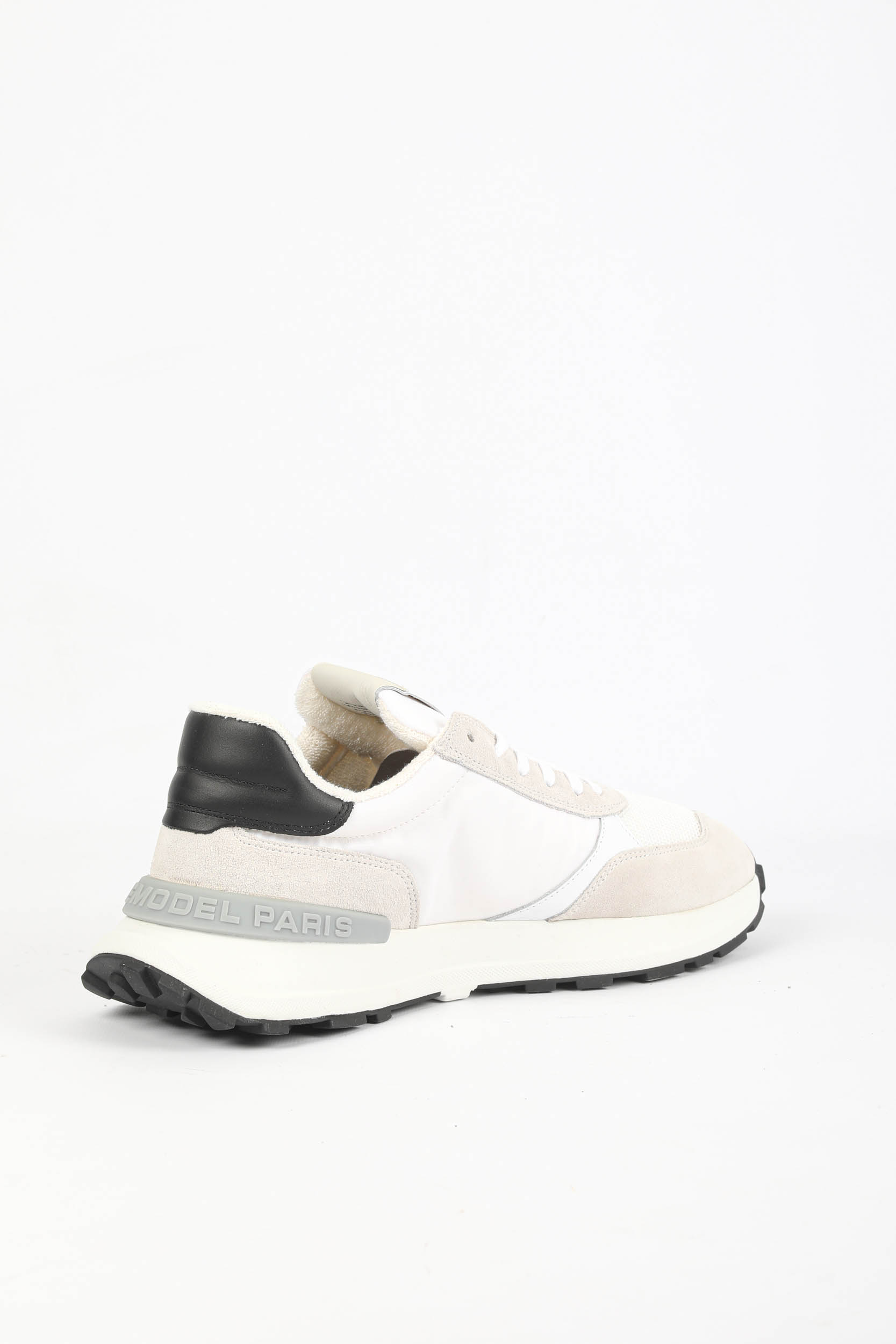 BASKETS PHILIPPE MODEL ANTIBES MONDIAL BLANCHES ATLU-W002