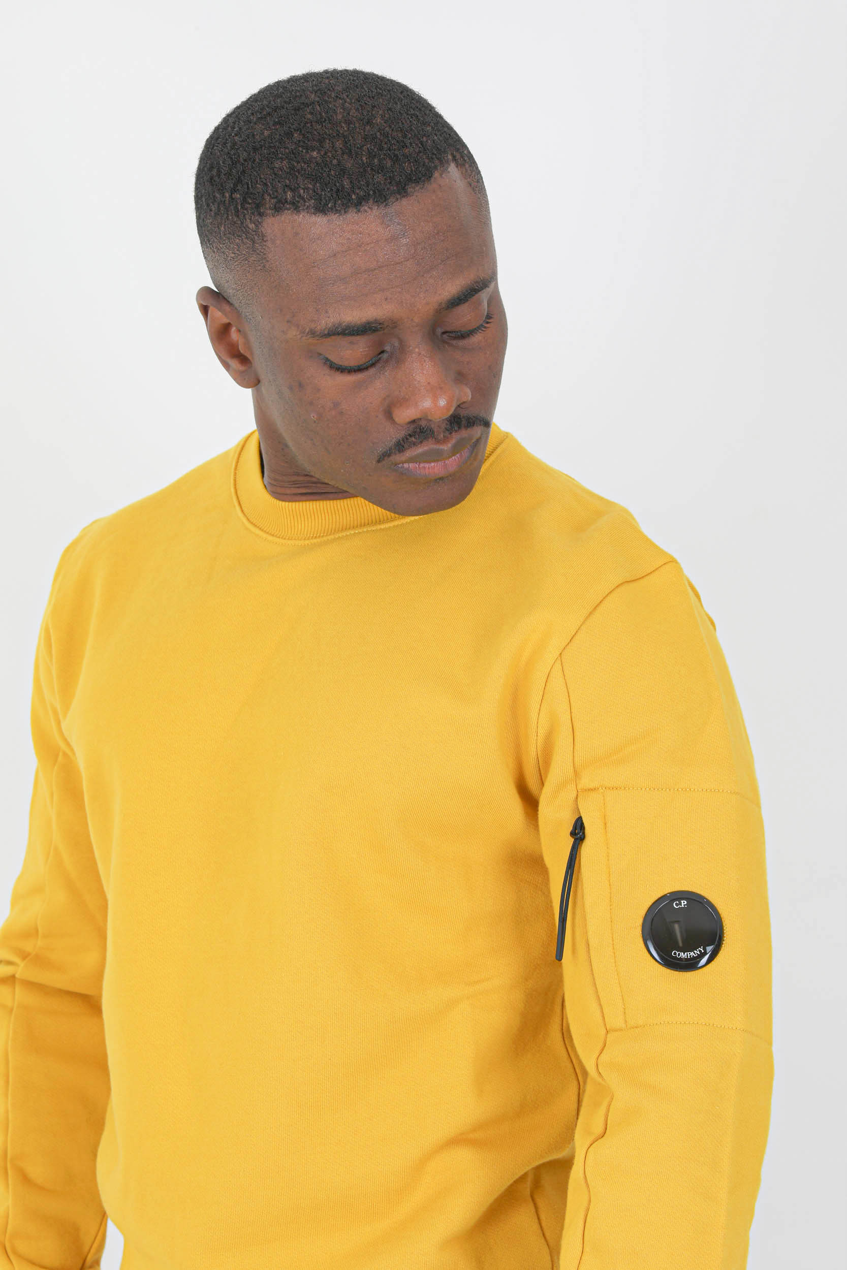 SWEAT CP COMPANY JAUNE S022A-239