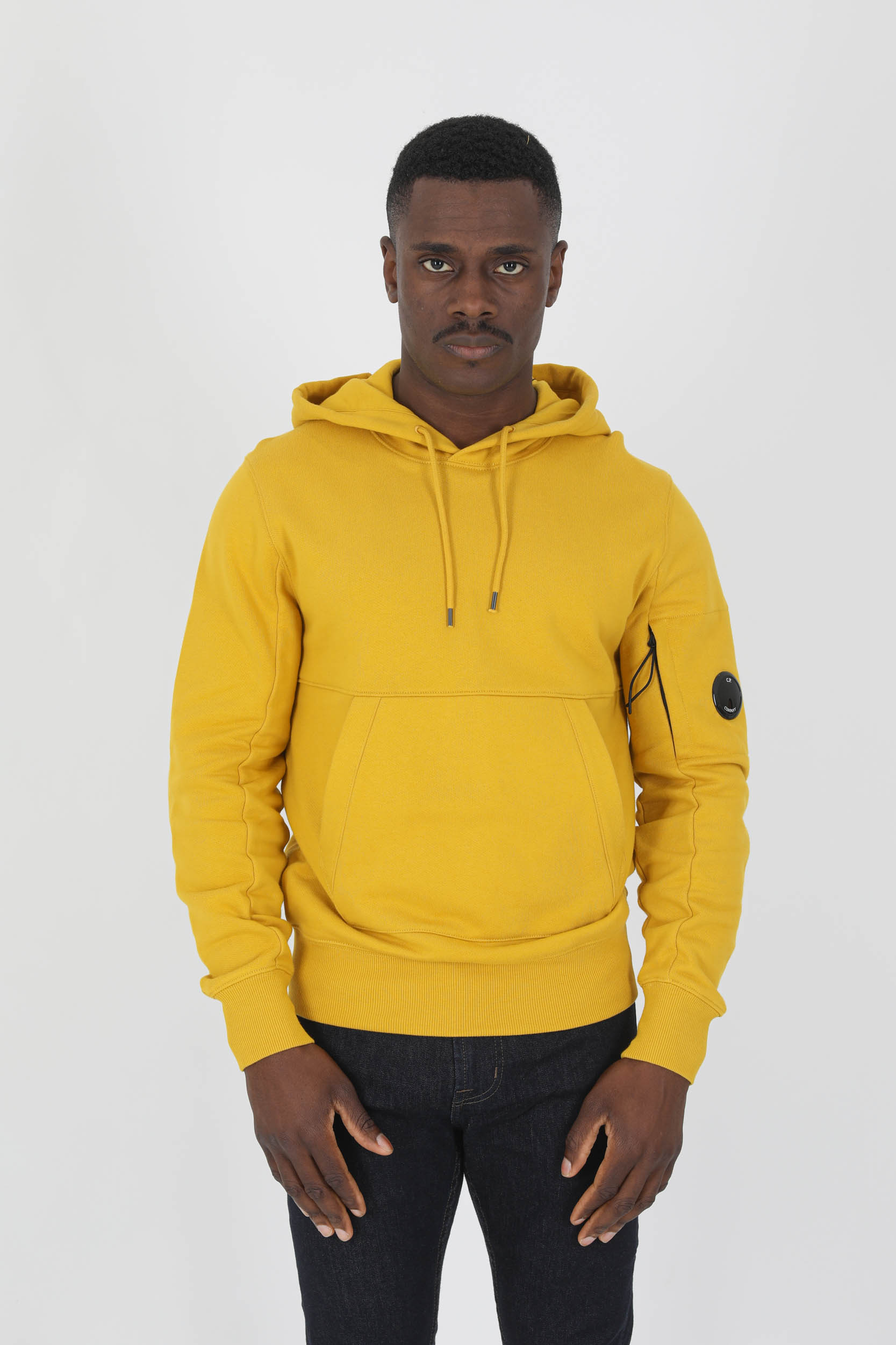 SWEAT A CAPUCHE C.P COMPANY JAUNE S023A-239