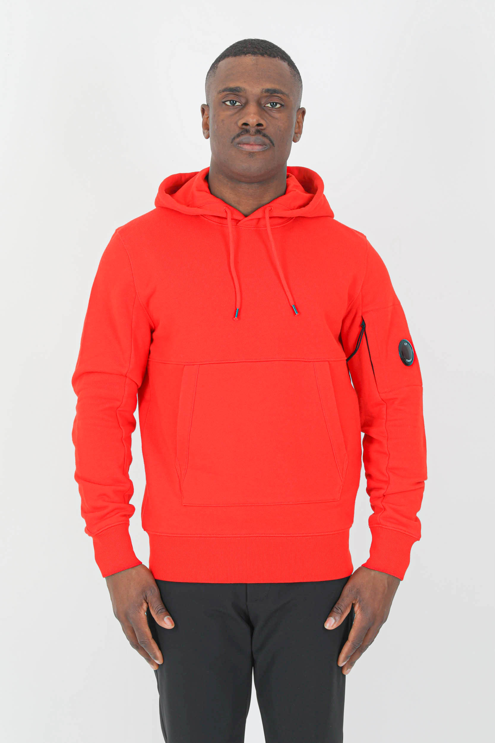 SWEAT A CAPUCHE CP COMPANY ROUGE S023A-455