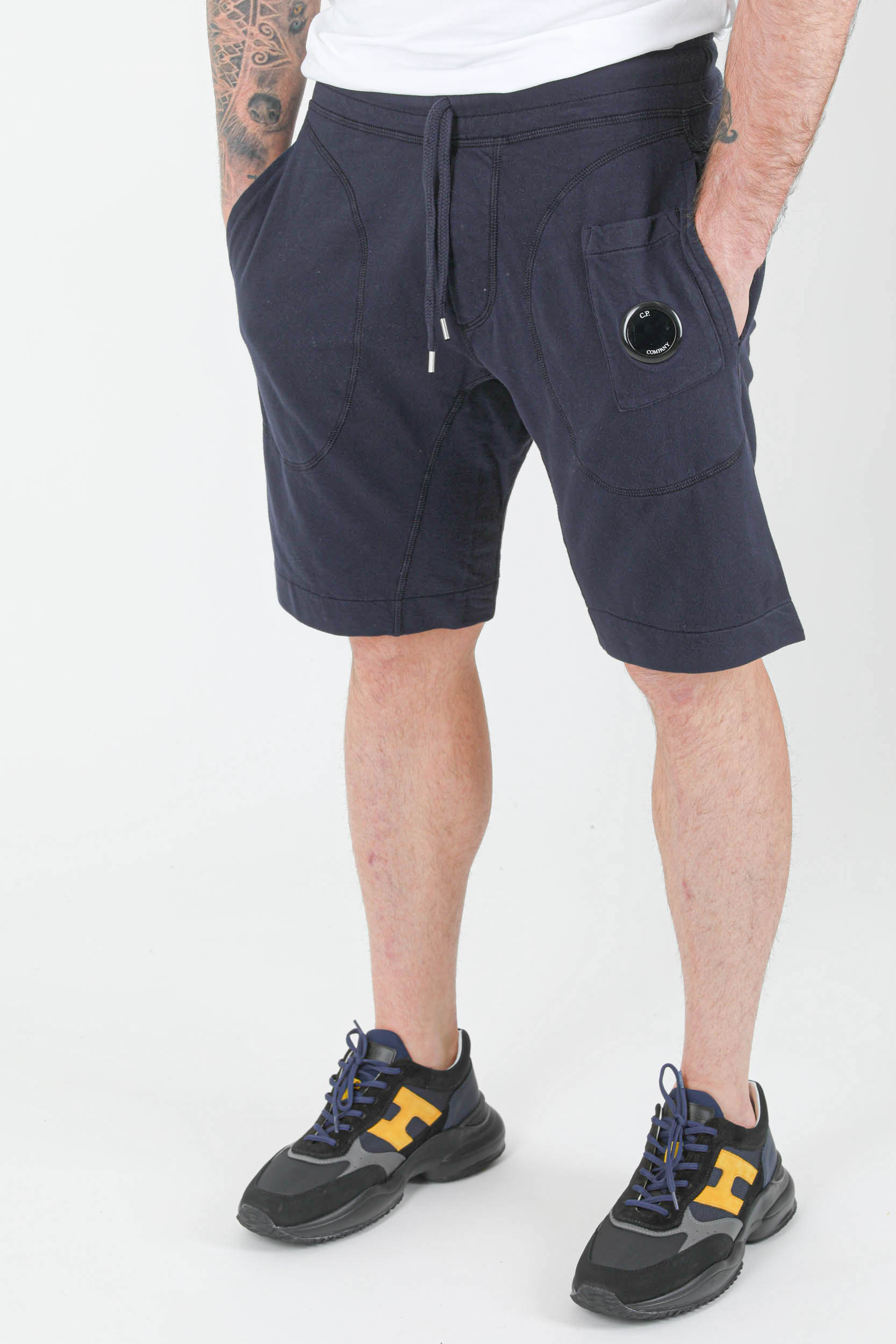 SHORT MOLLETON C.P COMPANY MARINE B020A-888