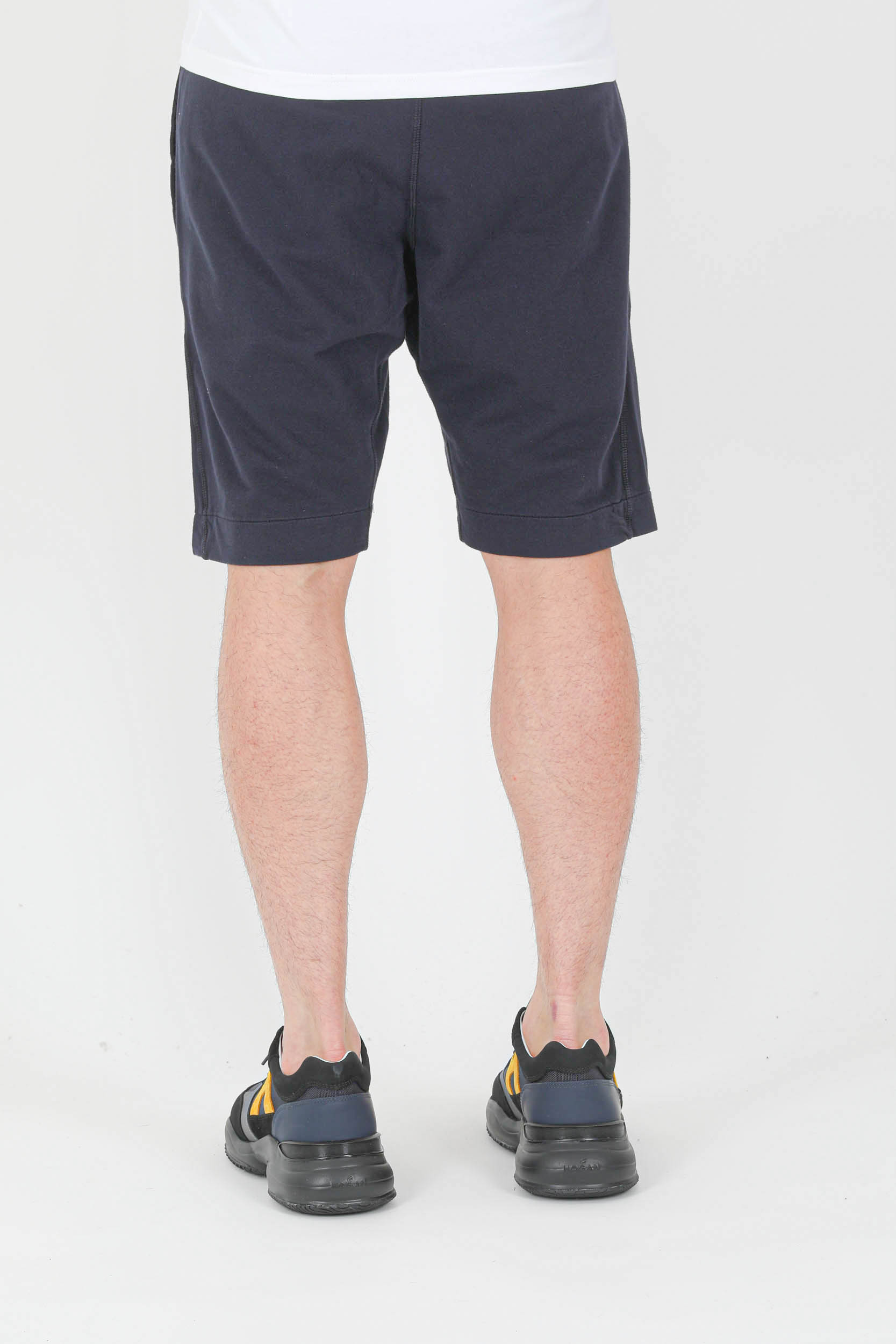 SHORT MOLLETON C.P COMPANY MARINE B020A-888