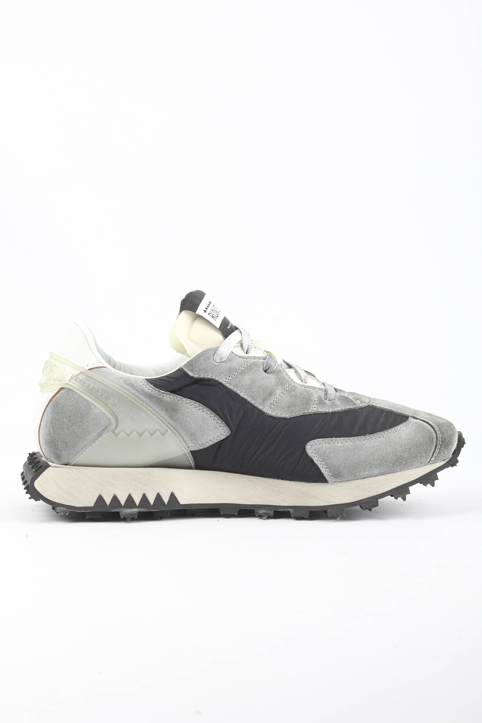 BASKETS RUN OF GRISES/NOIR 40039-CARBONIFERA