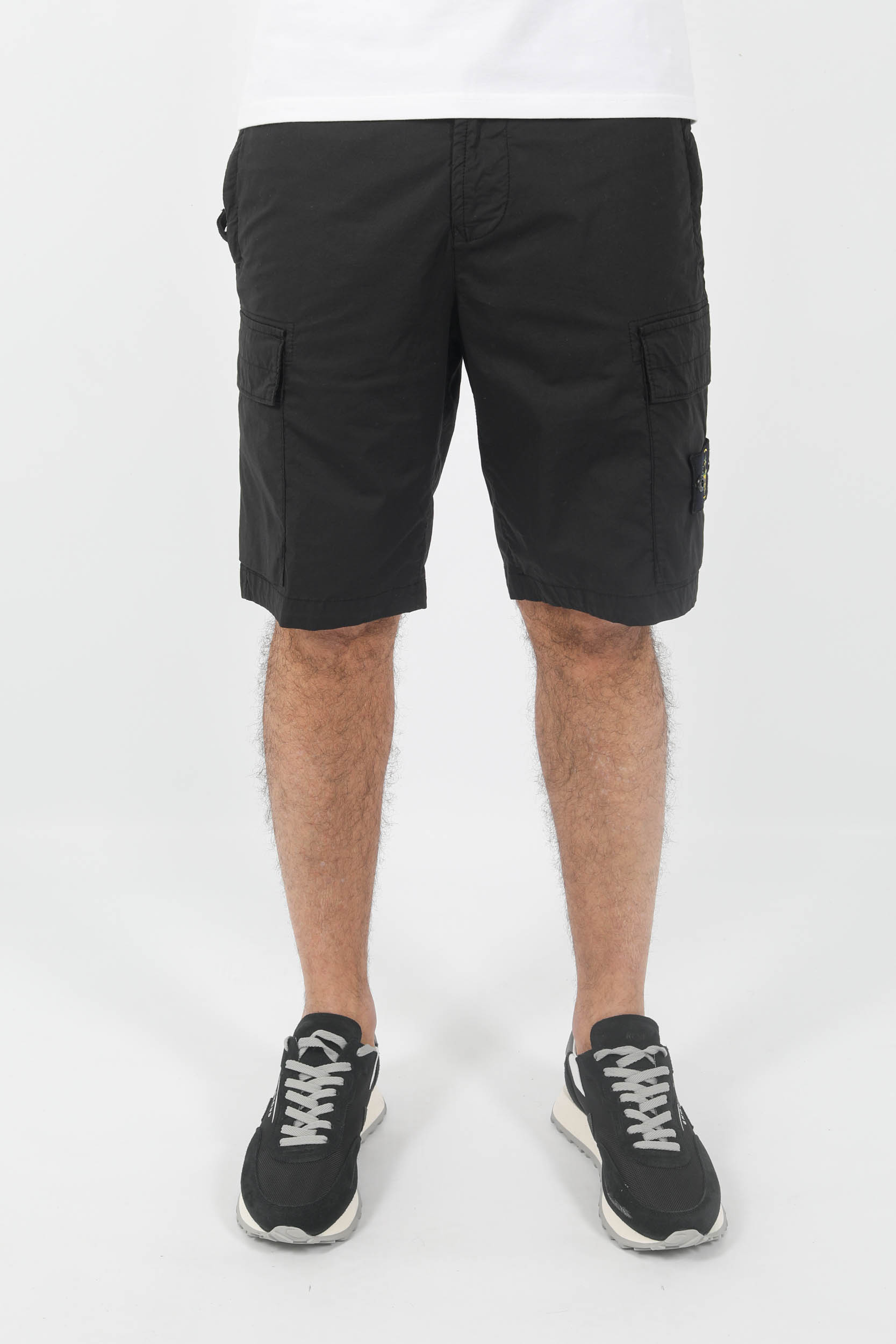 SHORT CARGO STONE ISLAND NOIR 7815L0803-A0029