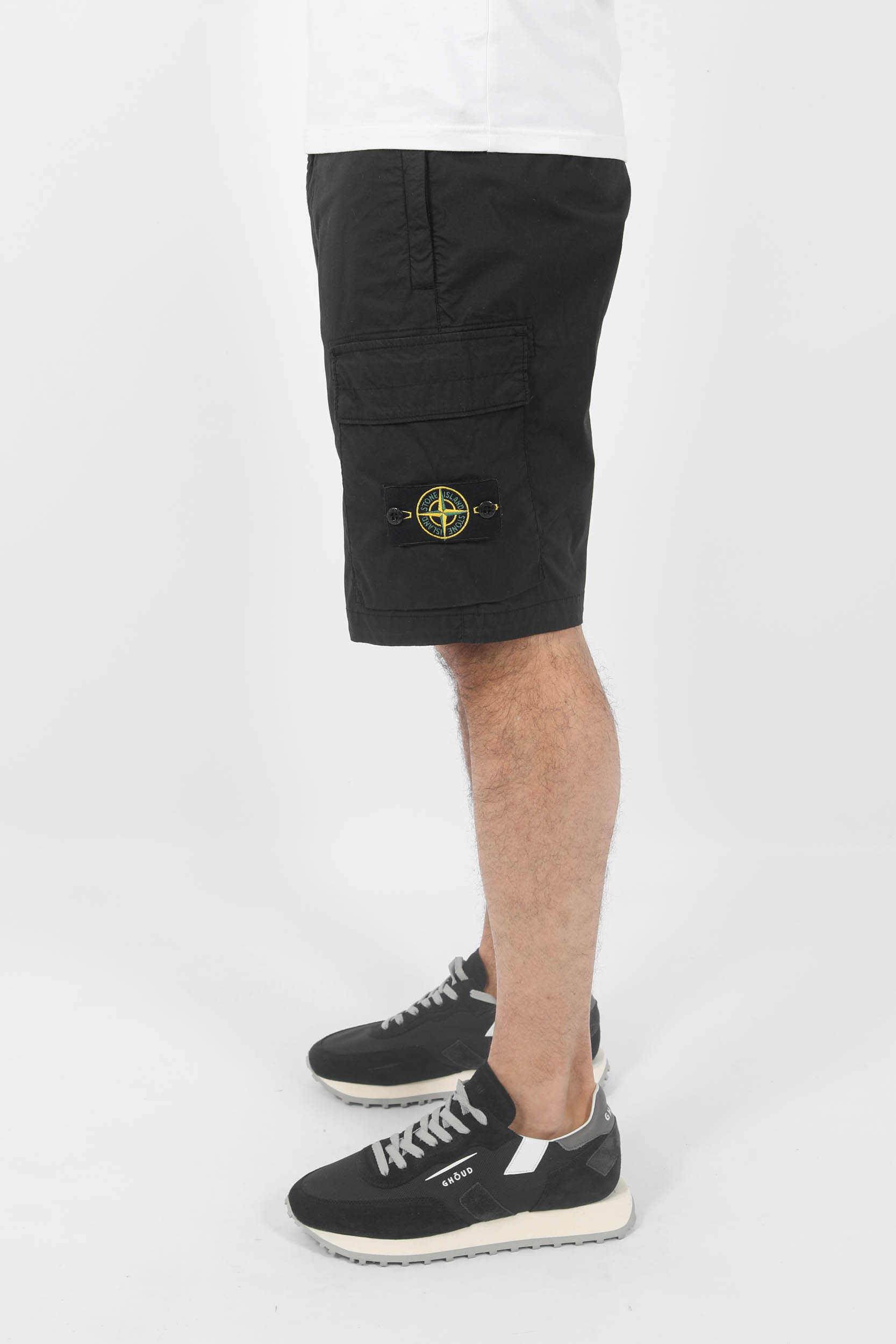 SHORT CARGO STONE ISLAND NOIR 7815L0803-A0029