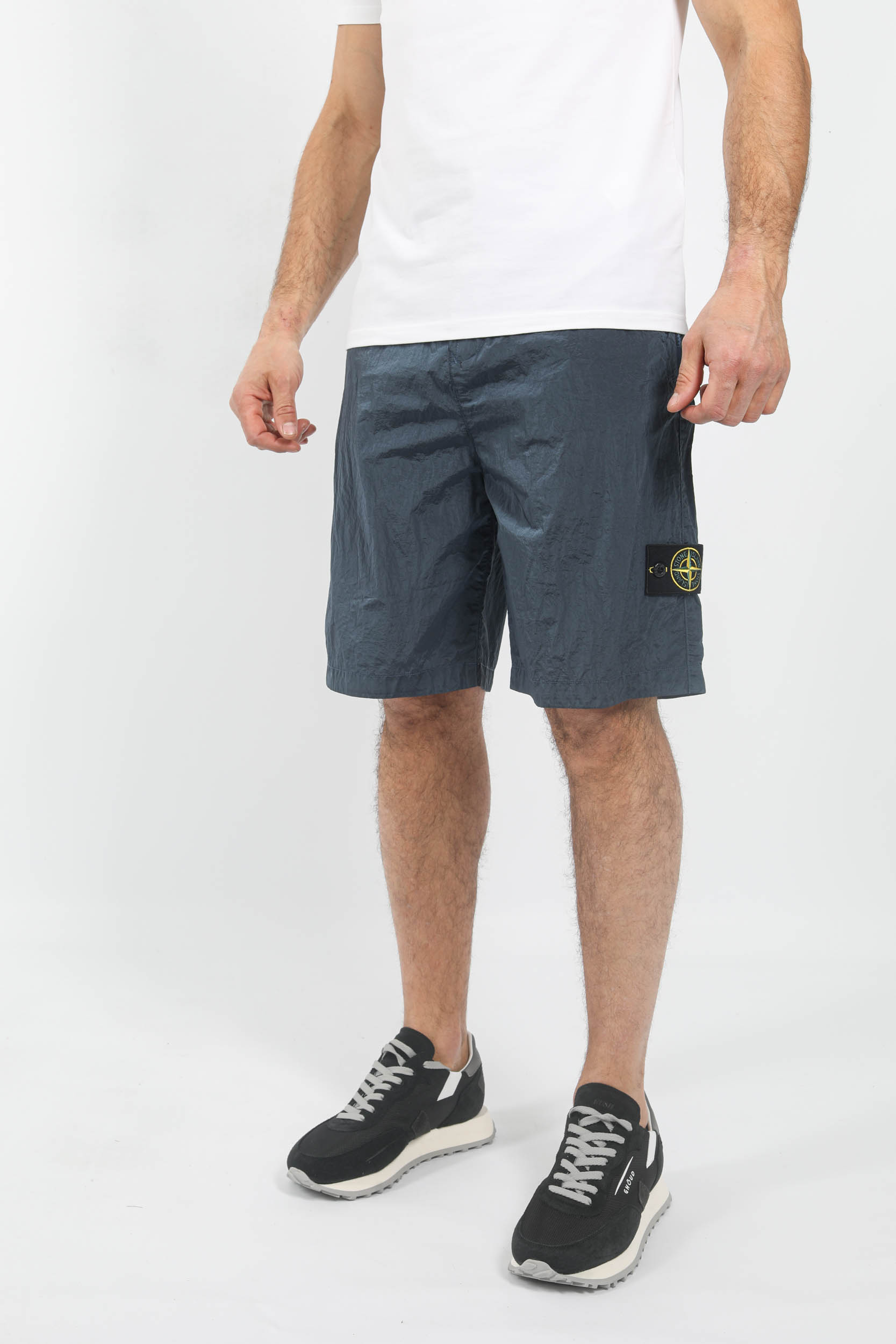 SHORT STONE ISLAND NYLON METAL BLEU 7815L0319-V0024