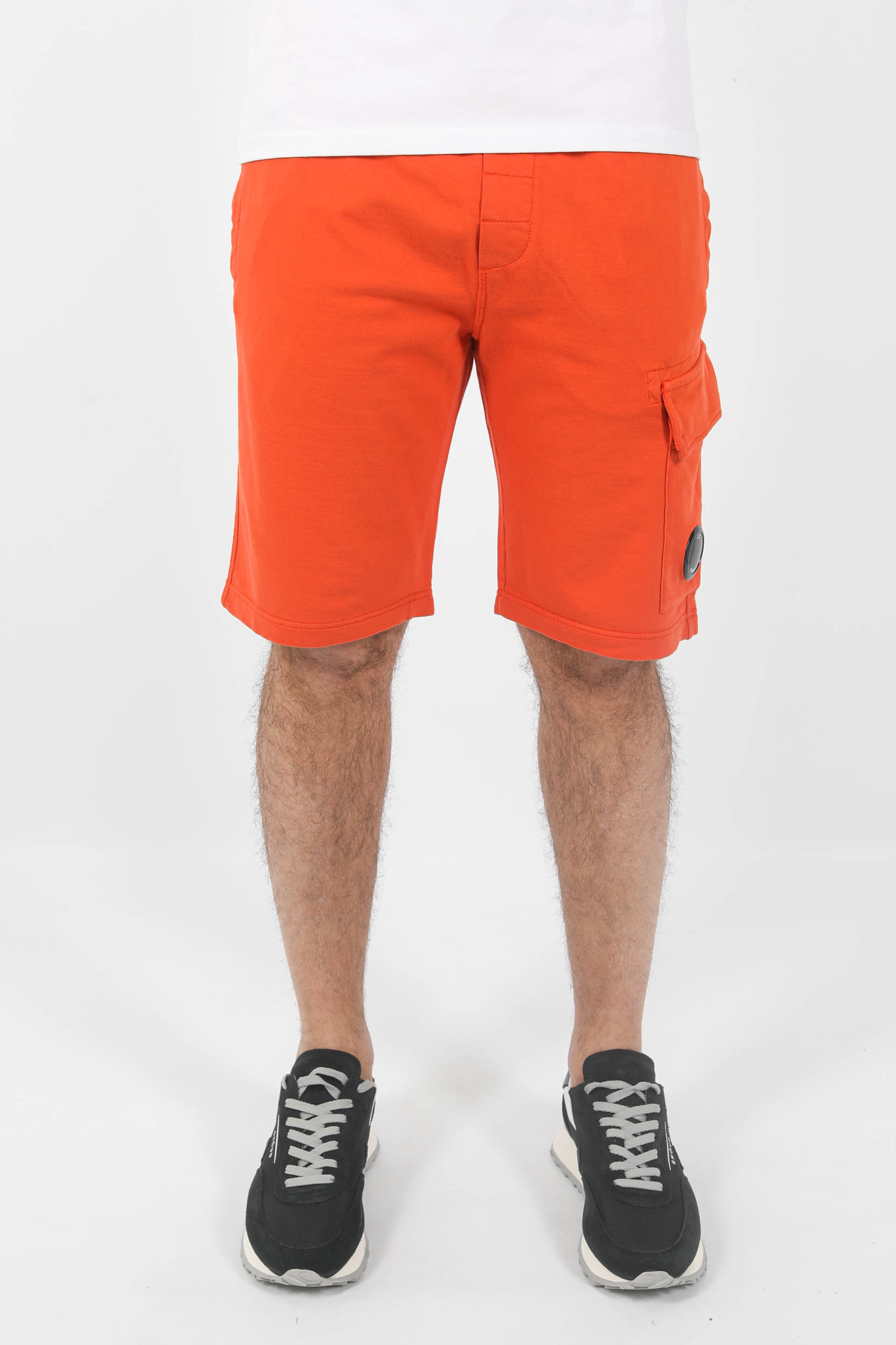 SHORT C.P COMPANY POCHE ORANGE B021A-439