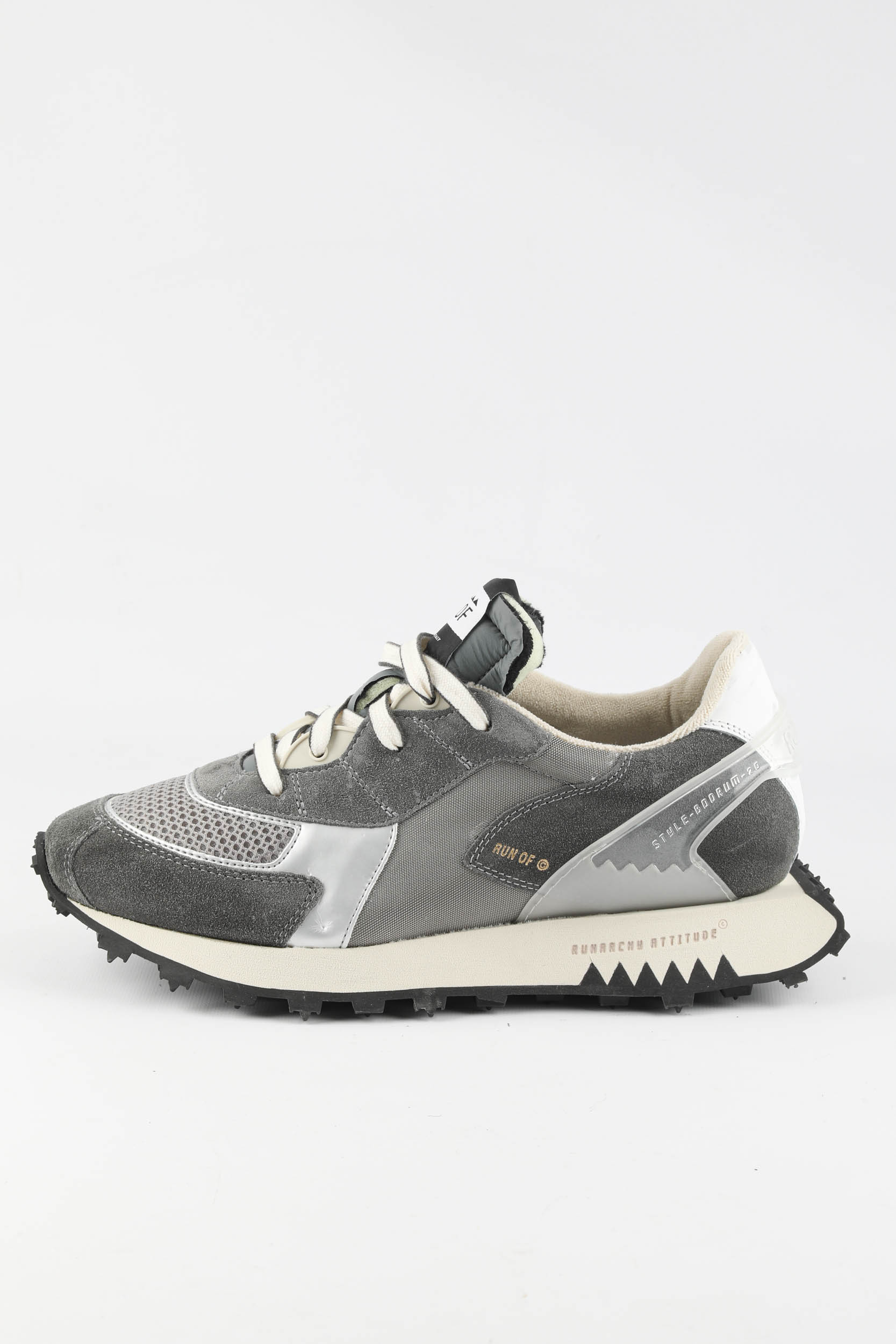 BASKETS RUN OF GRISES 40038-TEMPELHOF