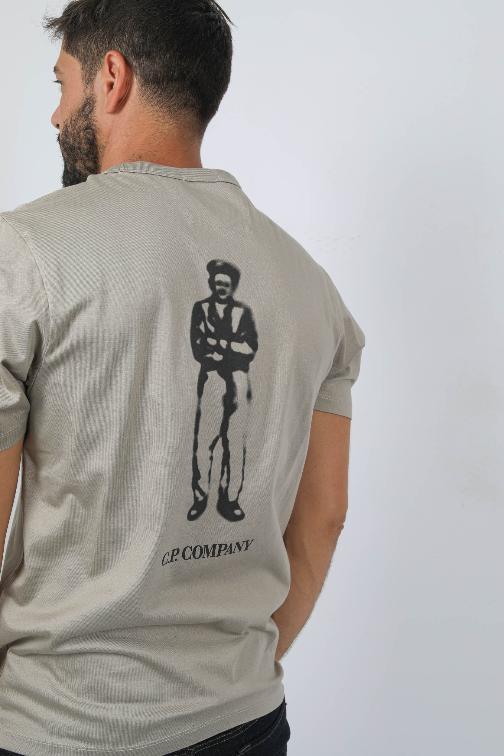 T-SHIRT C.P COMPANY BEIGE LOGO AU DOS S155A-335