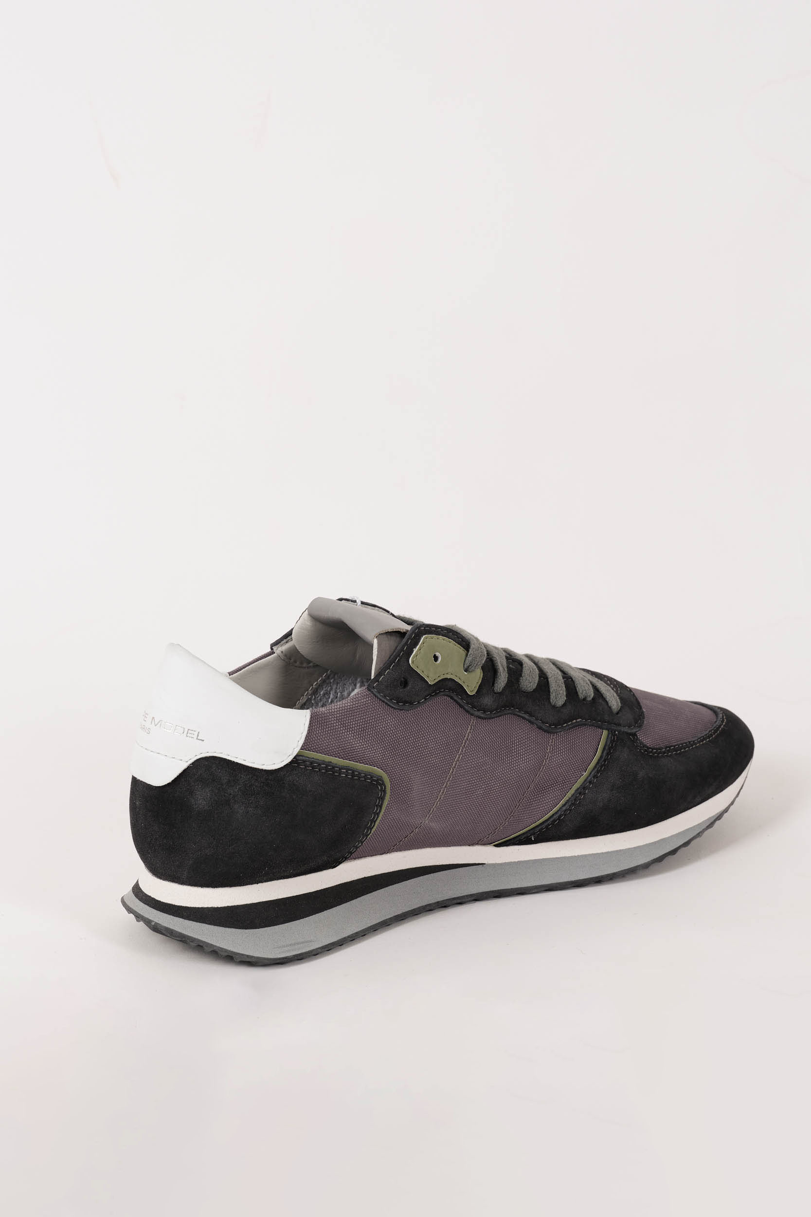 BASKETS PHILIPPE MODEL NOIRES TZLU-WU01